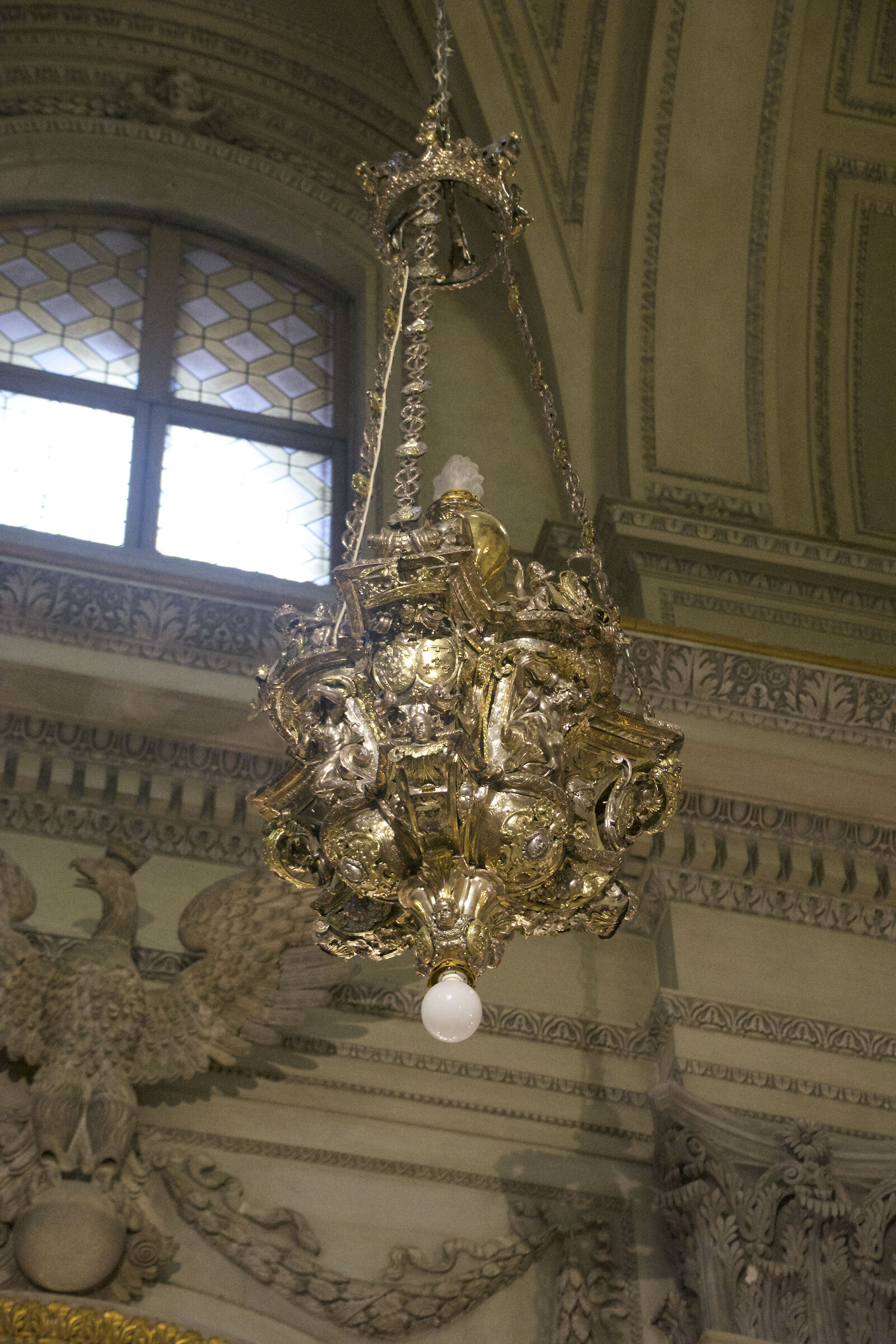 CATHEDRAL OF PALERMO CHANDELIER