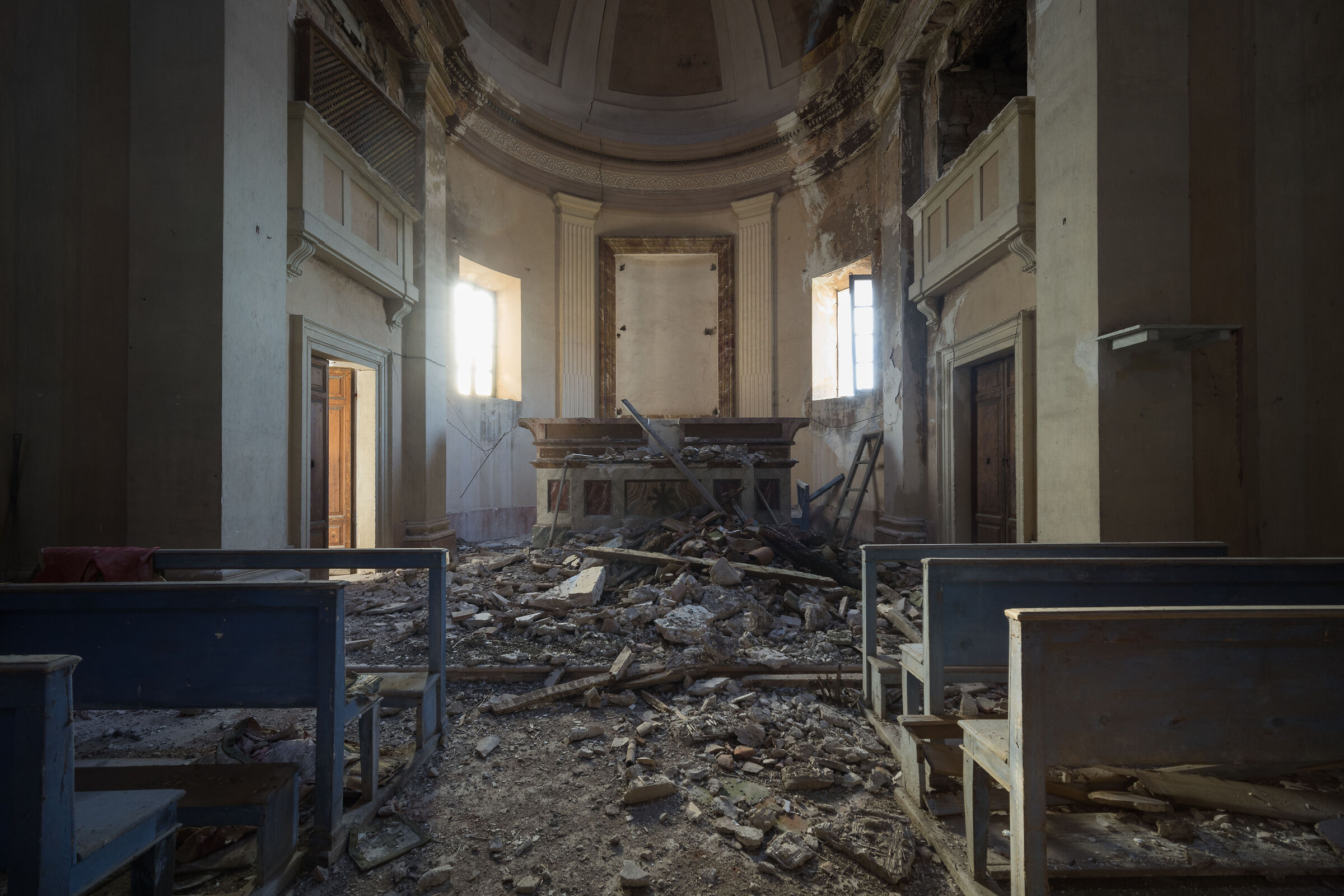 Chiesa abbandonata nelle Marche