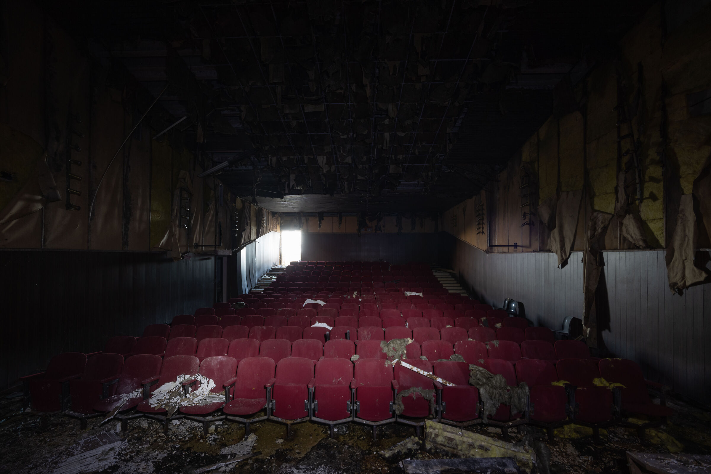 Cinema abbandonato Marche