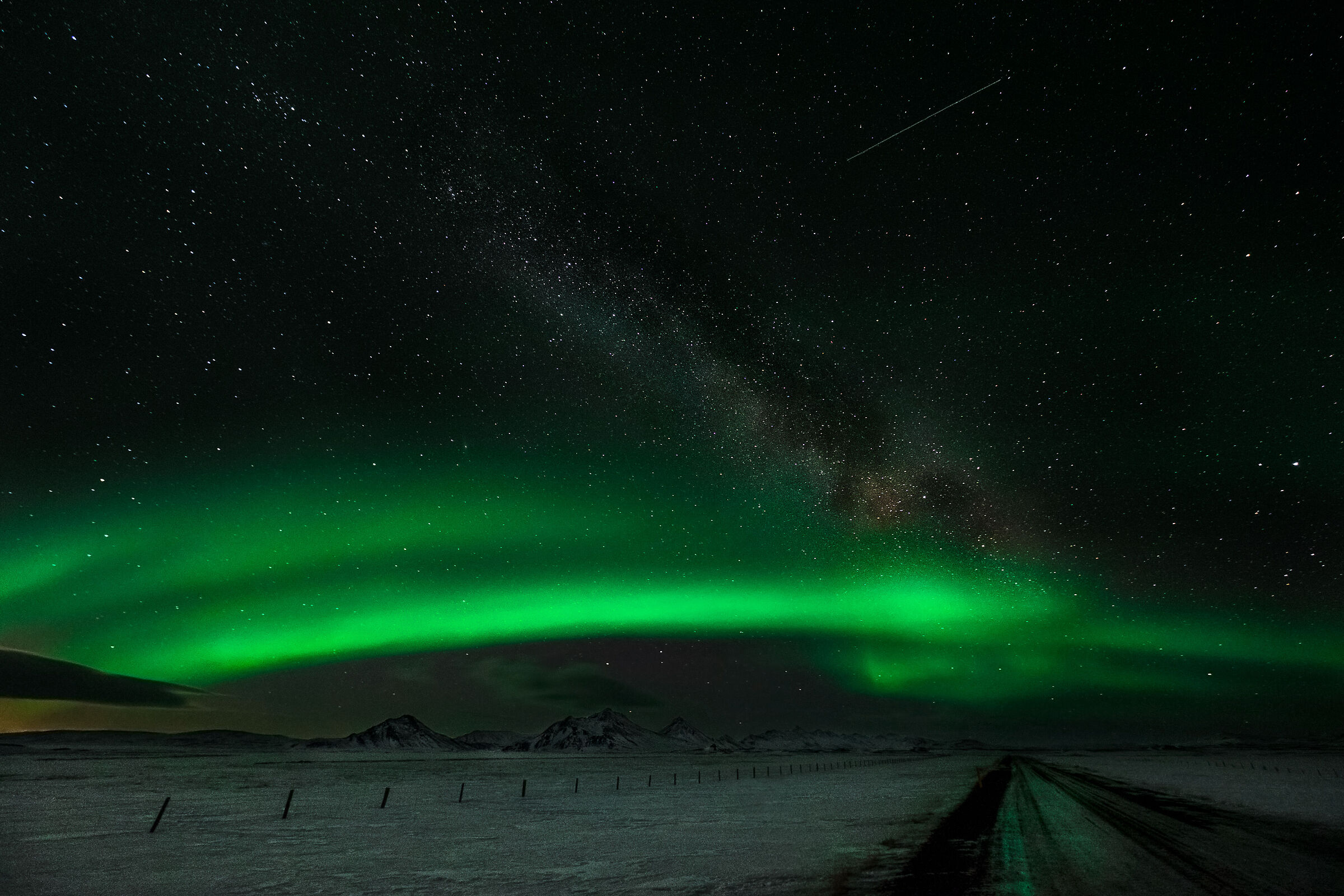 Aurora+Milky way