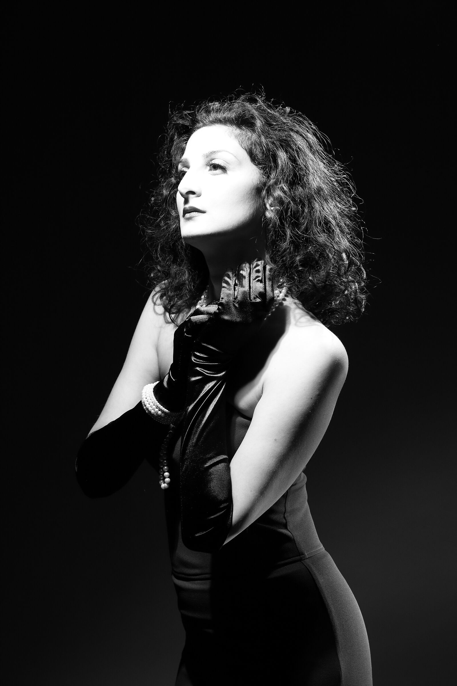 Diva Hollywood b/w5