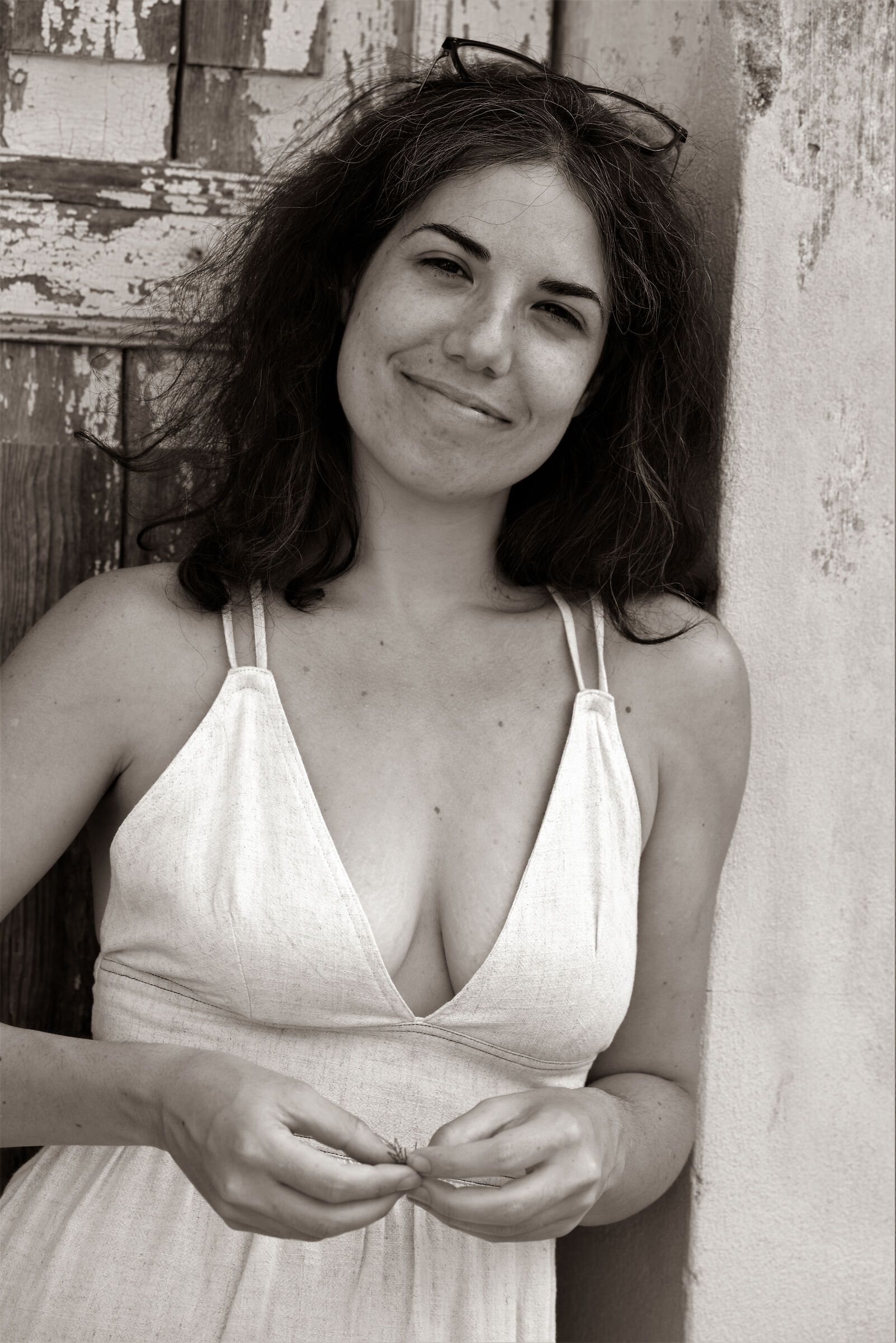 Sara messa alla porta