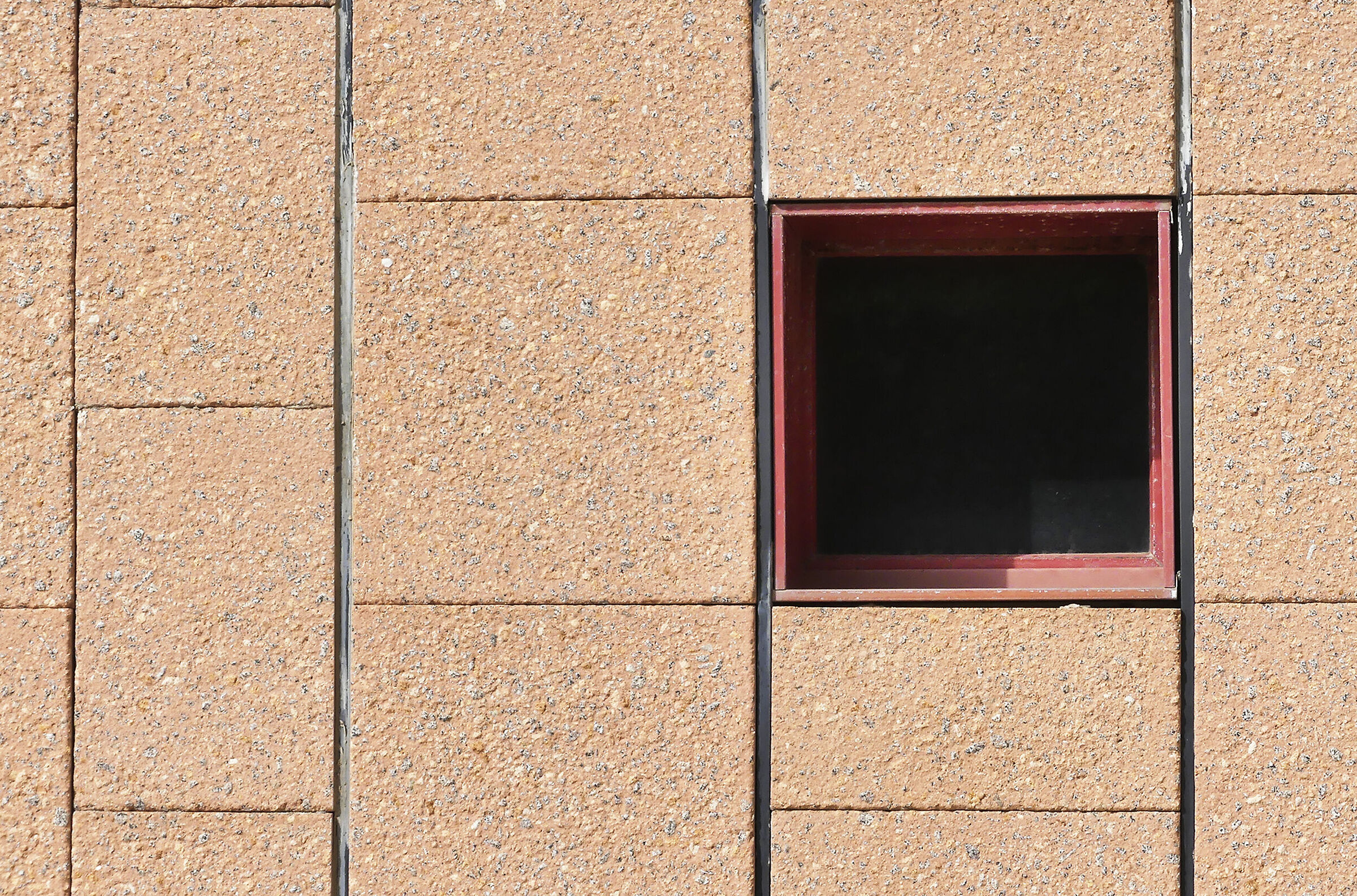 The red window #Minimal