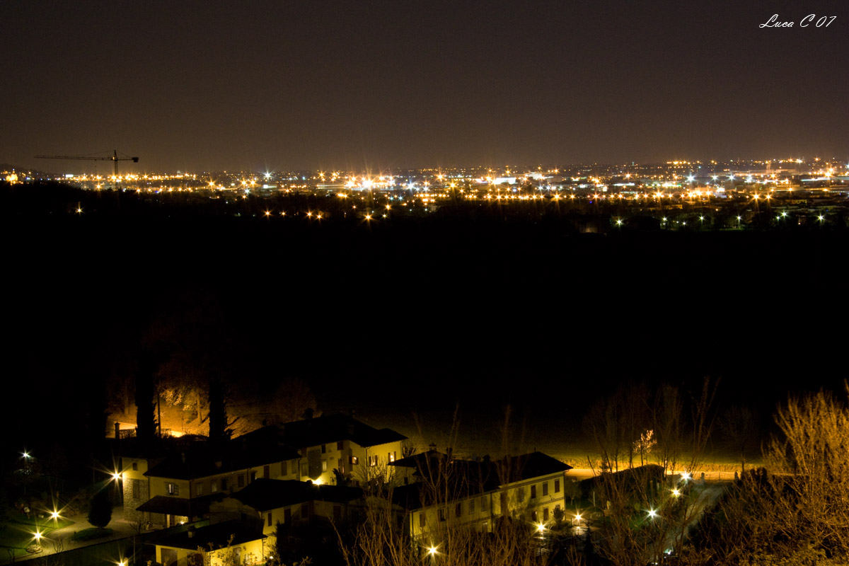 Notturno da colline di Maranello
