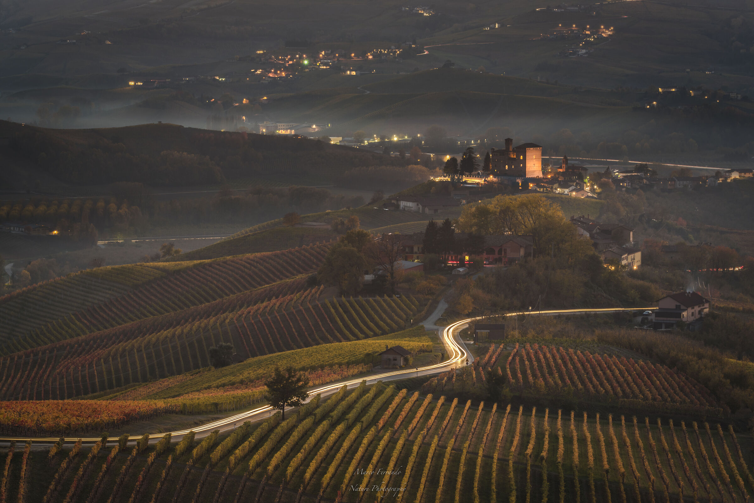 Ultime luci in Langa