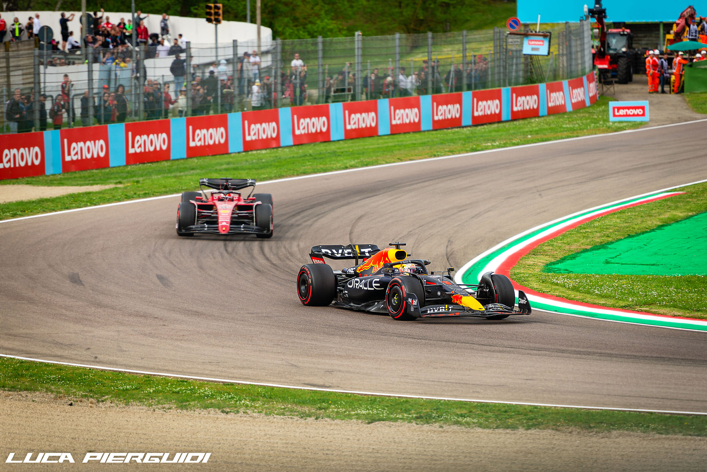 Max Verstappen VS Charles Leclerc