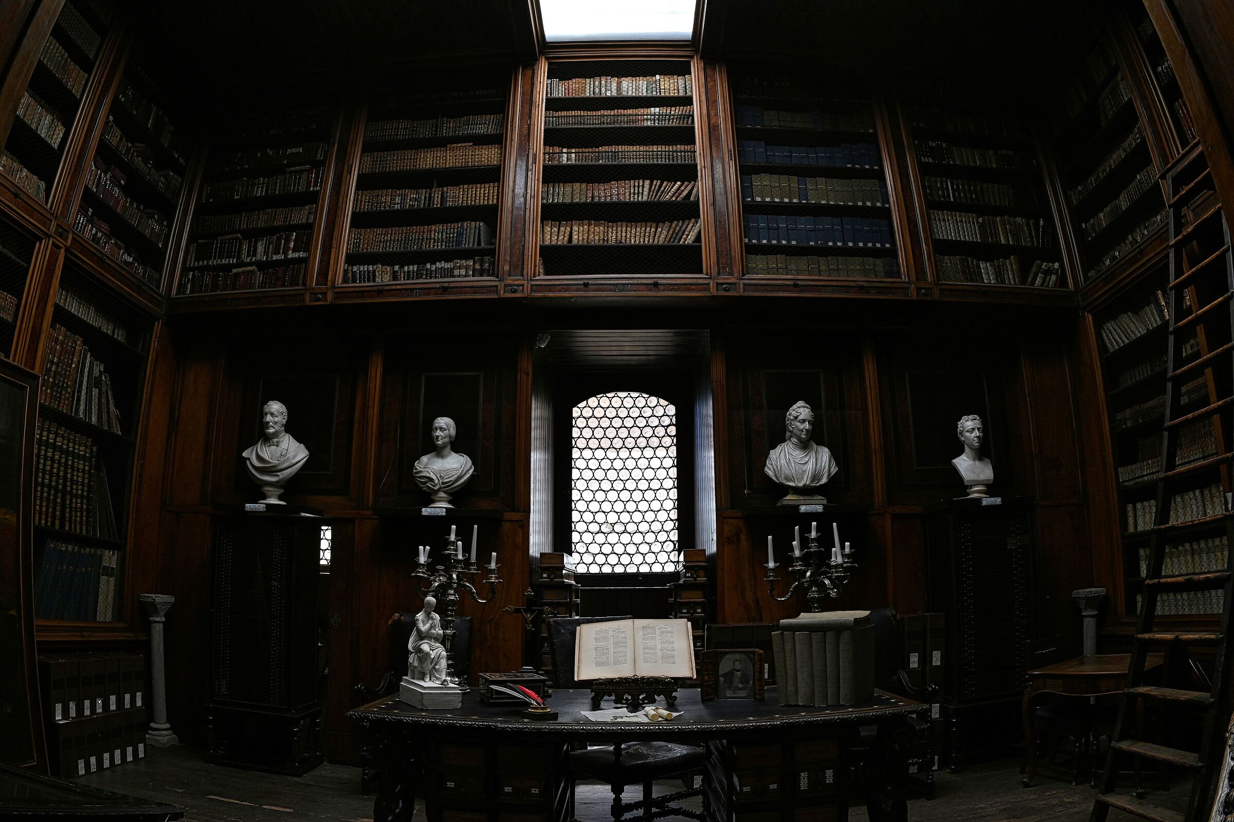 Uno Sguardo all'interno