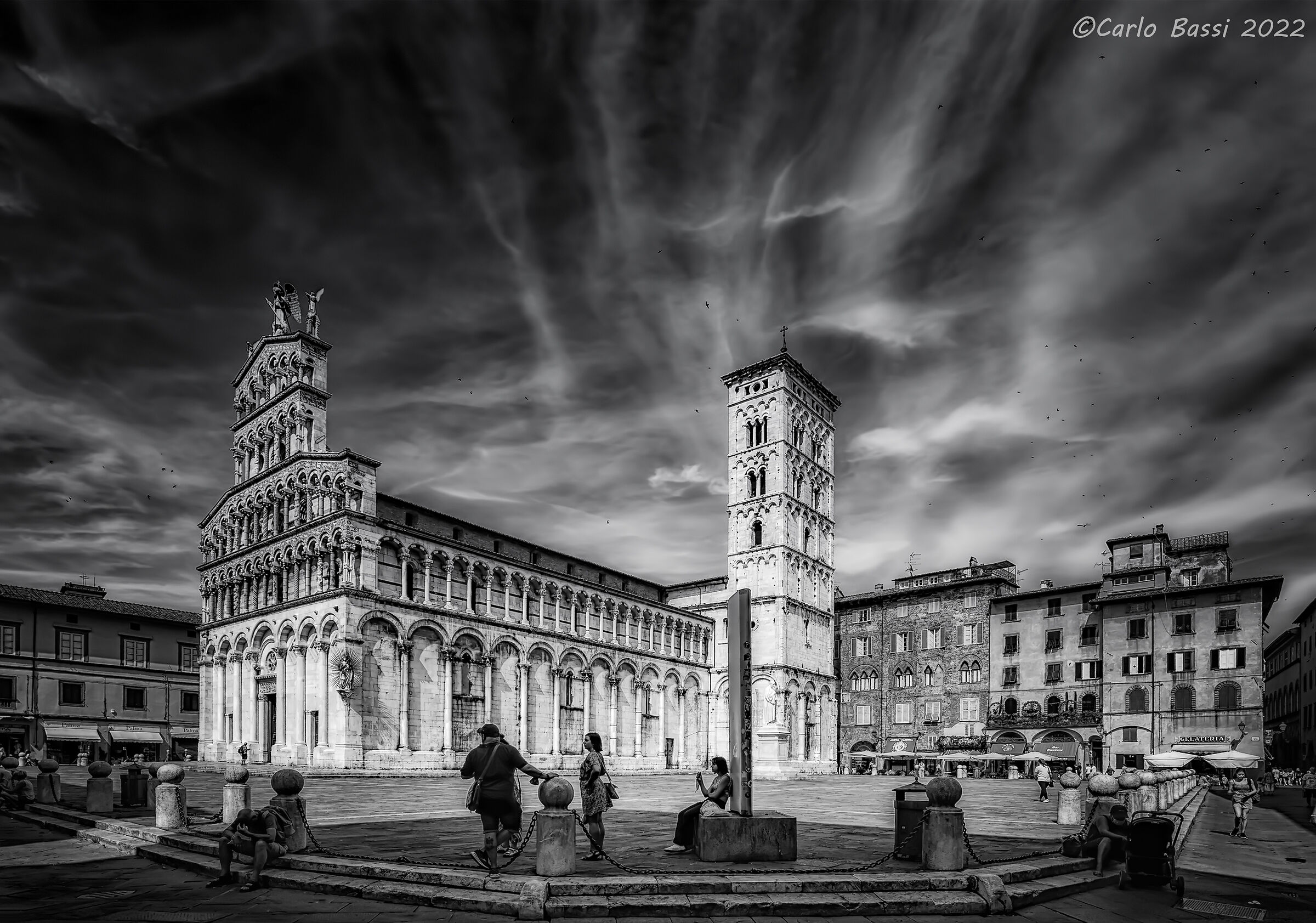 A postcard from Lucca