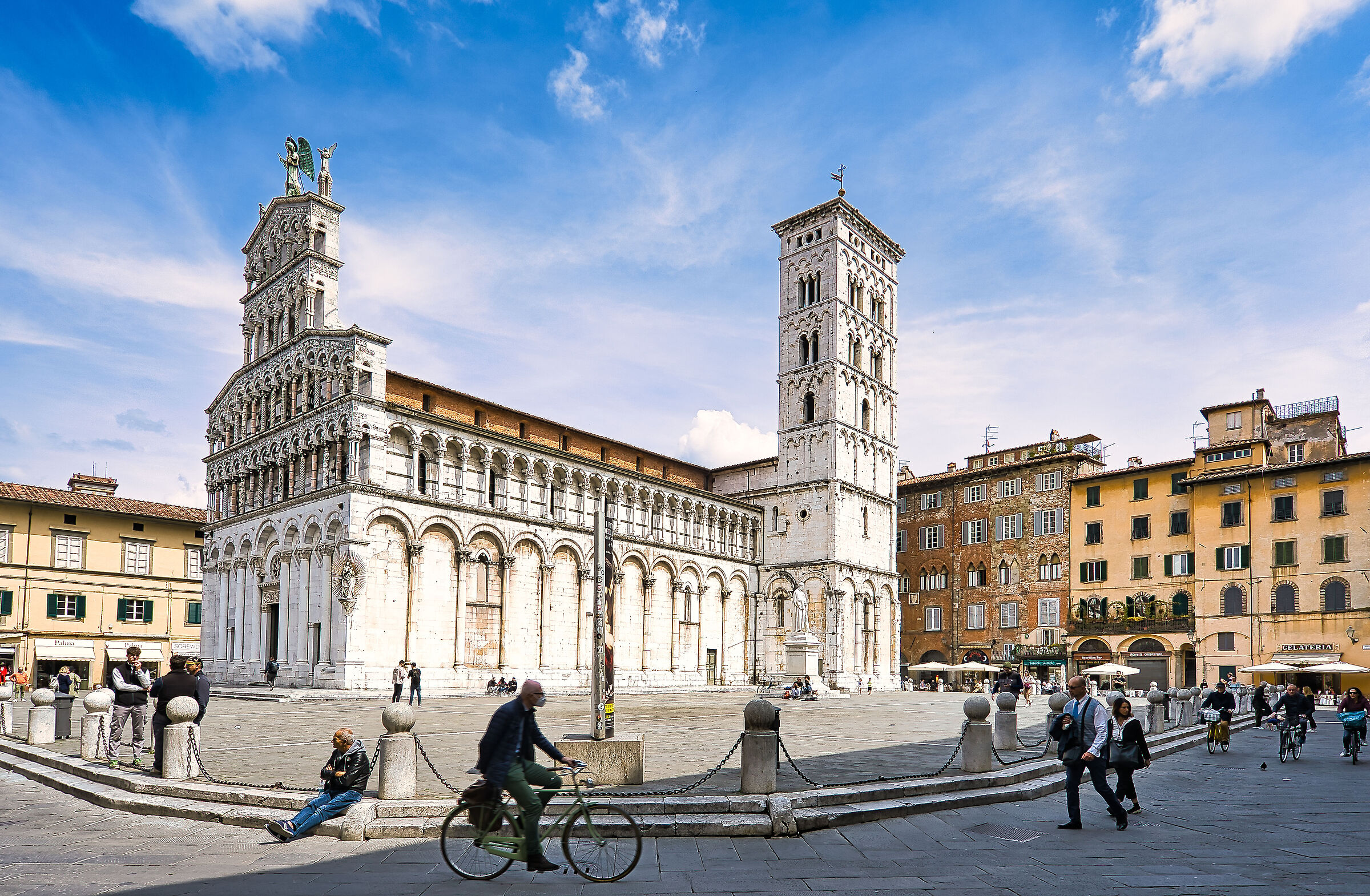 Lucca.