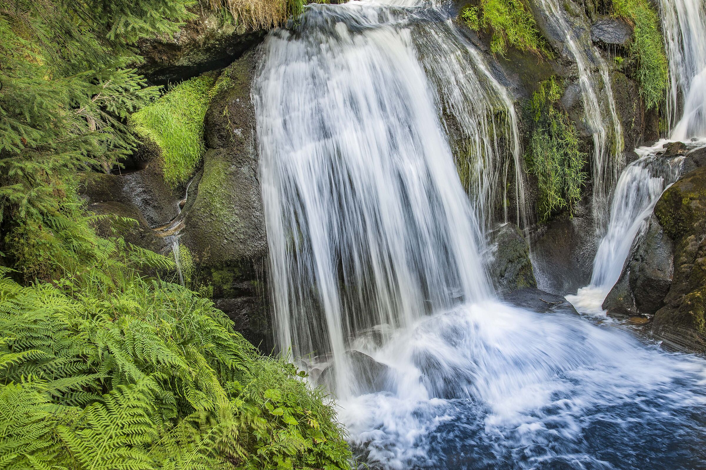 triborg waterfalls 5