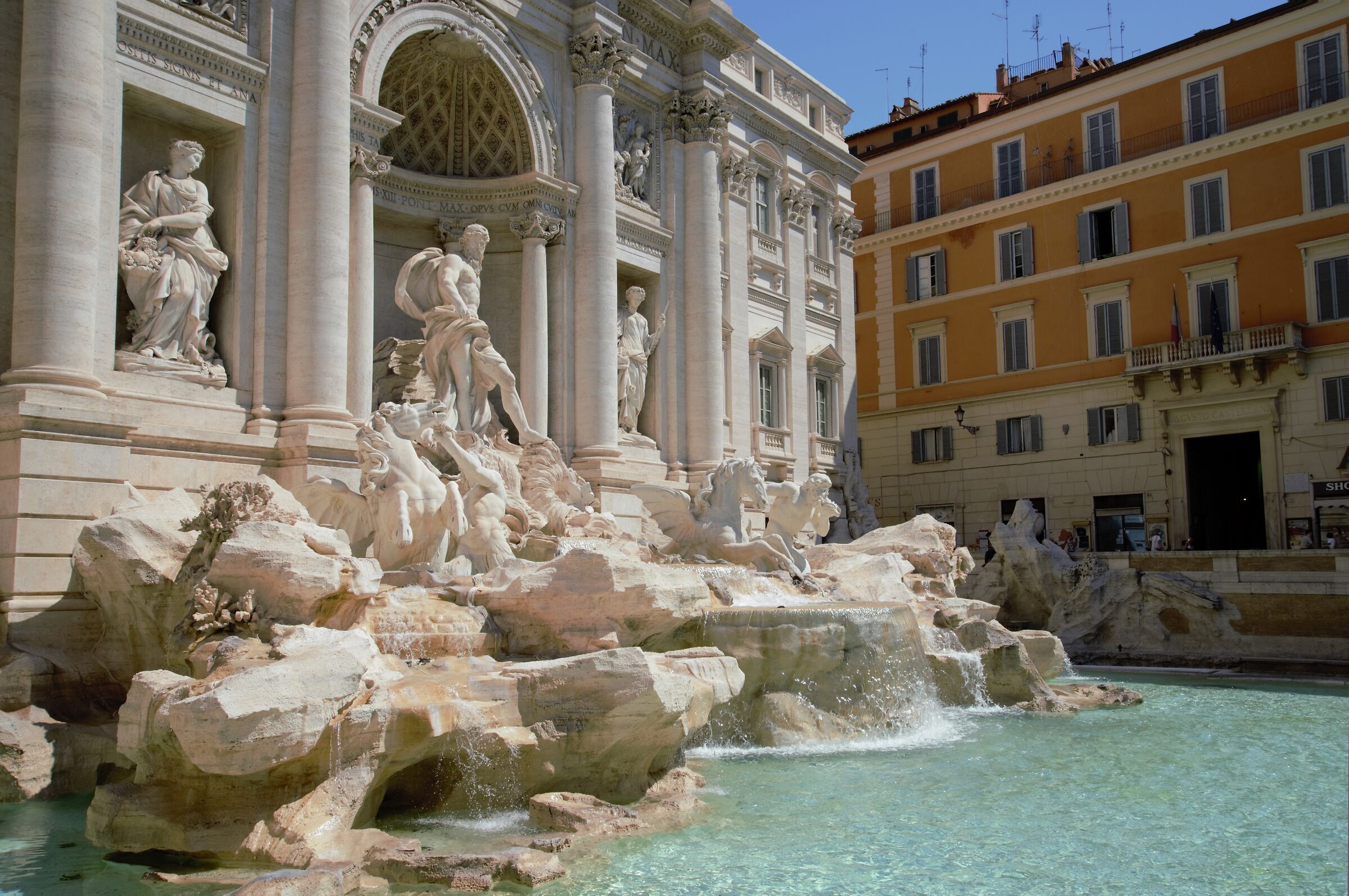 Trevi Fountain