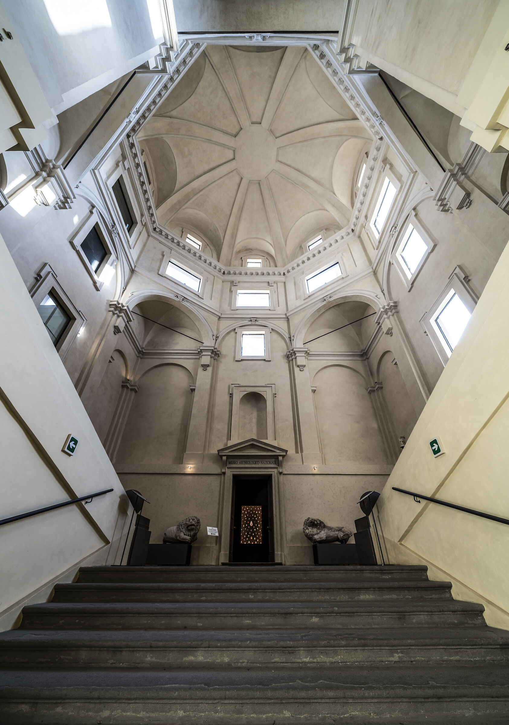 Teatro Farnese - Scalone d'onore - 1