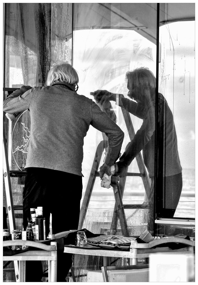 ... in due si fa meglio e prima ....