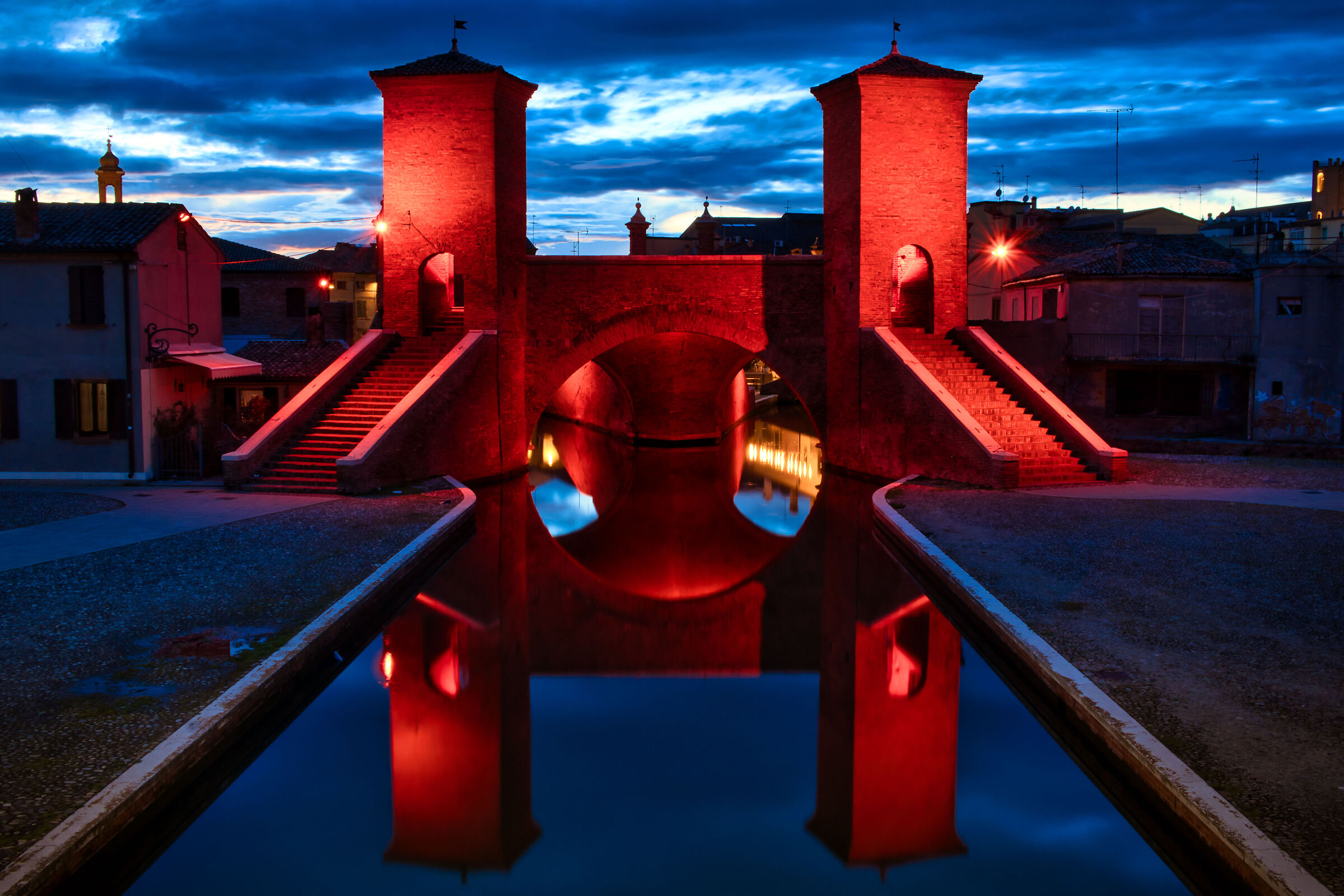 Ponte dei Tre Ponti - Ora Blu - Comacchio
