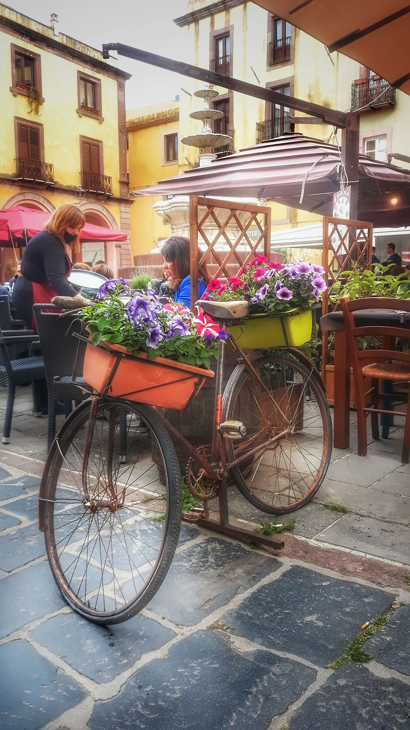 PER LE VIE DI bosa