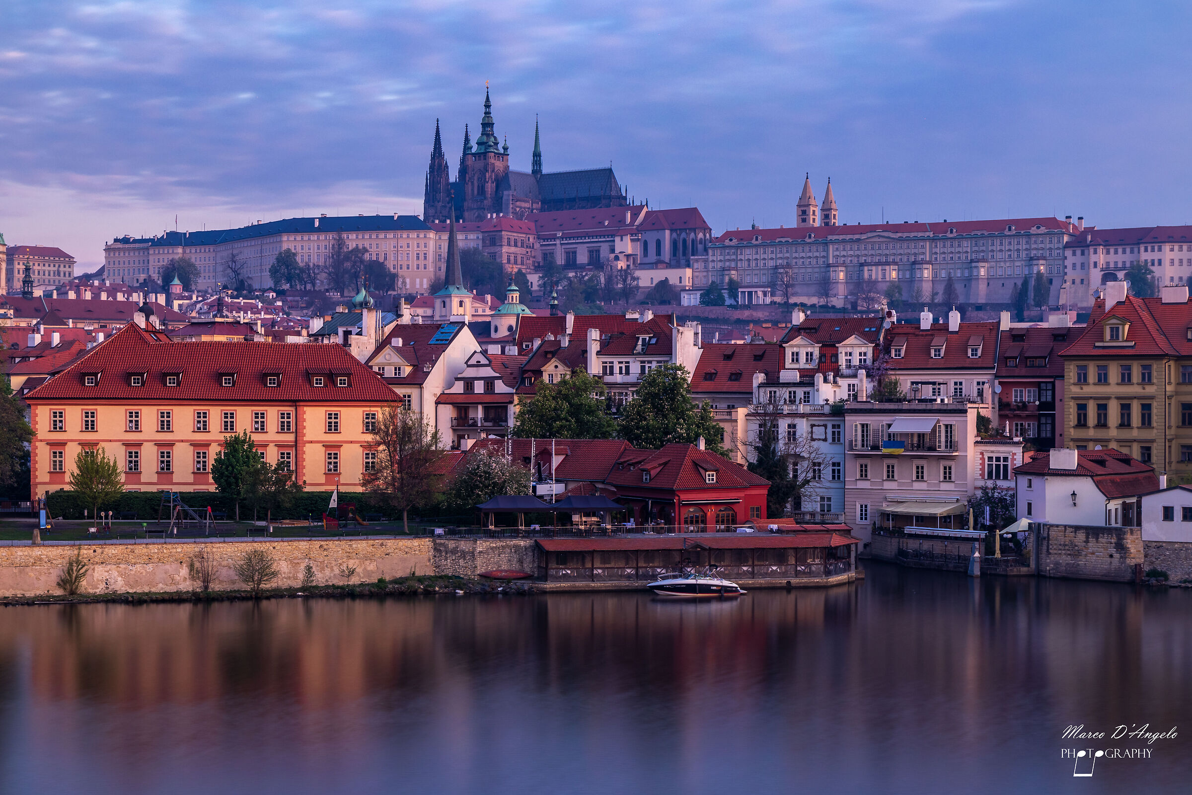 Castello di Praga, alba