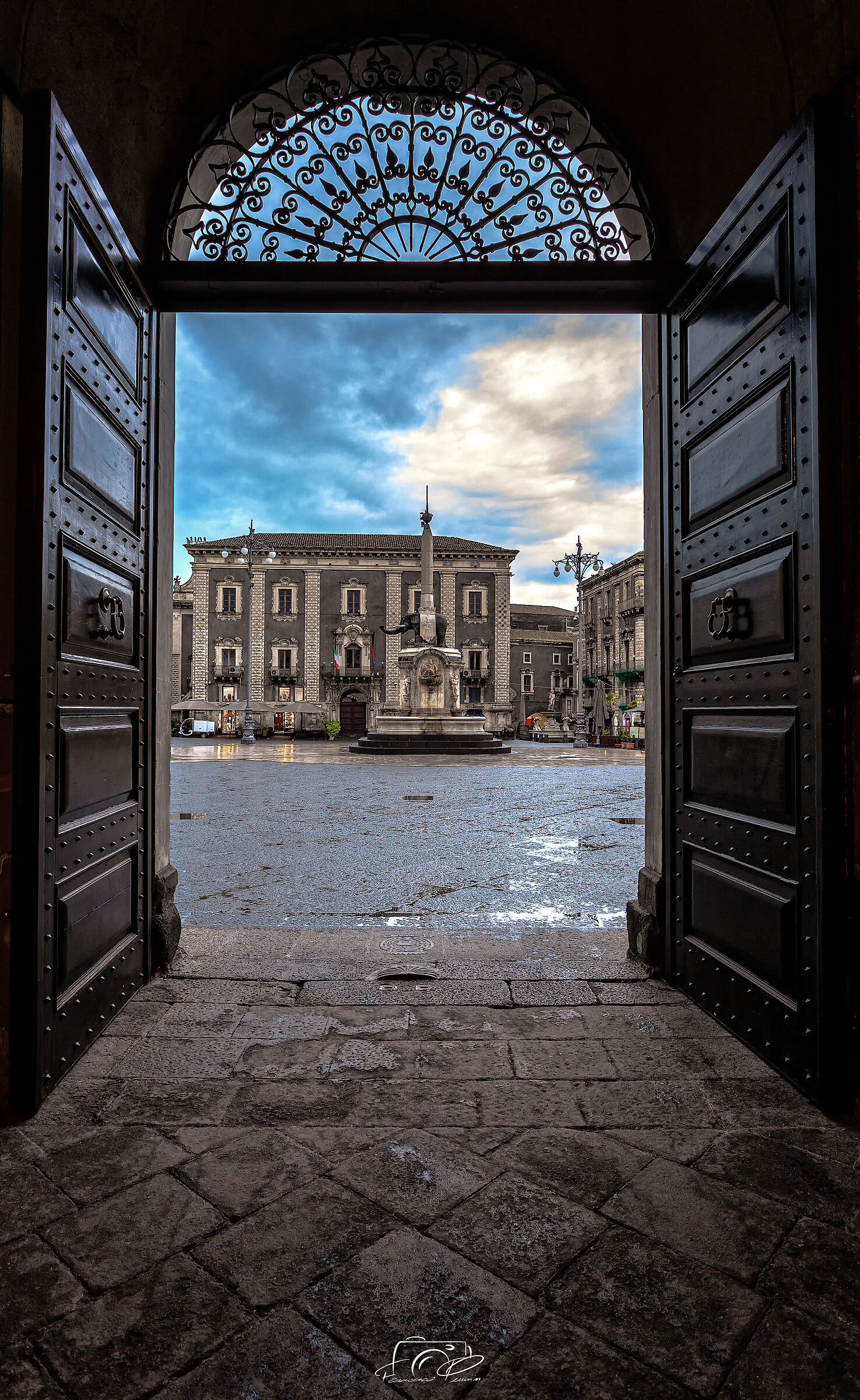 Catania opens its doors to its "liotru"
