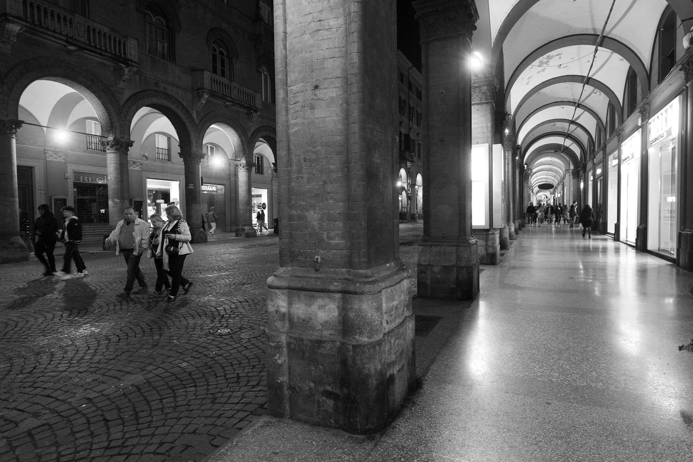 Bologna, via Indipendenza