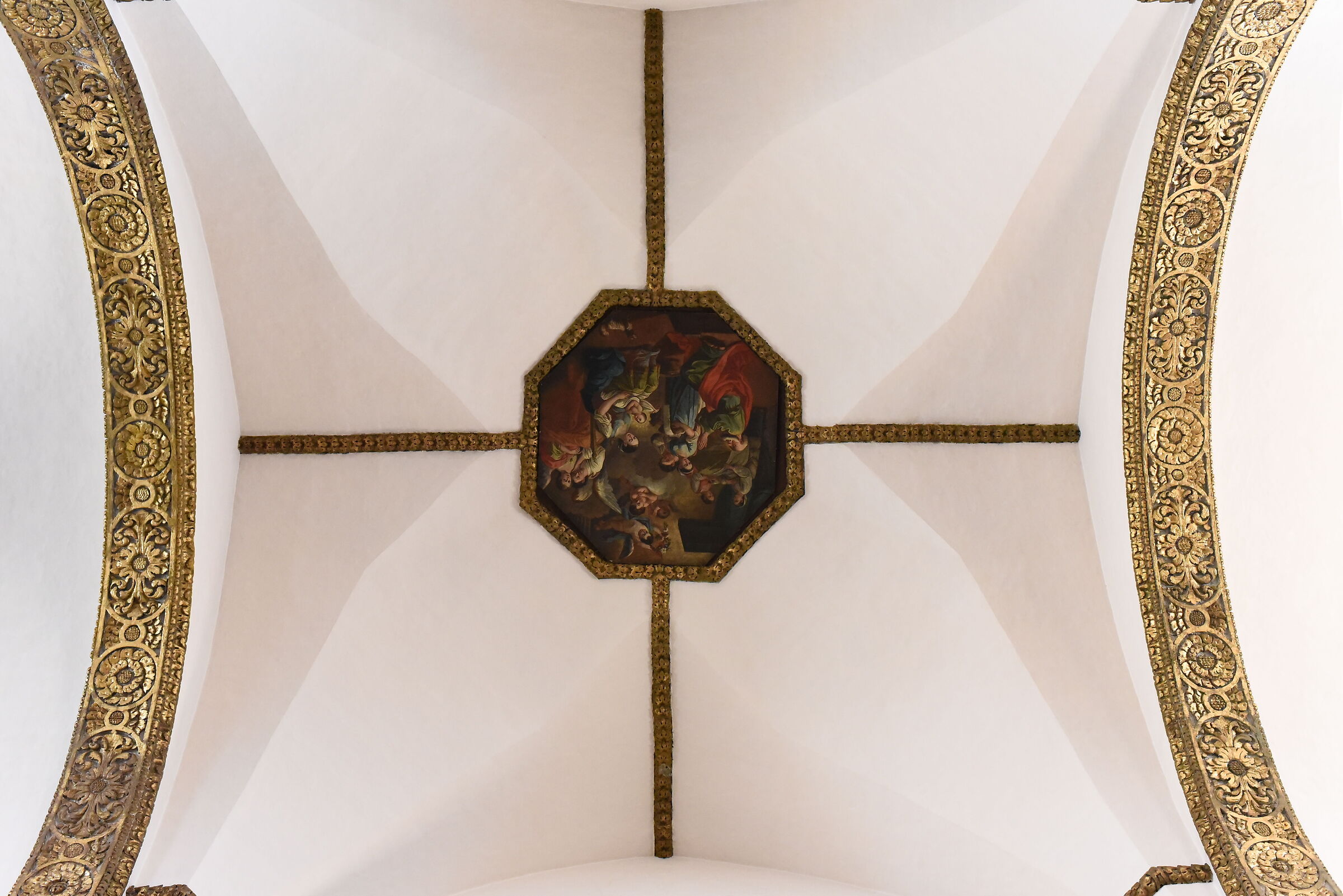 ISO 8.000, Otus Zeiss 28, 1.4