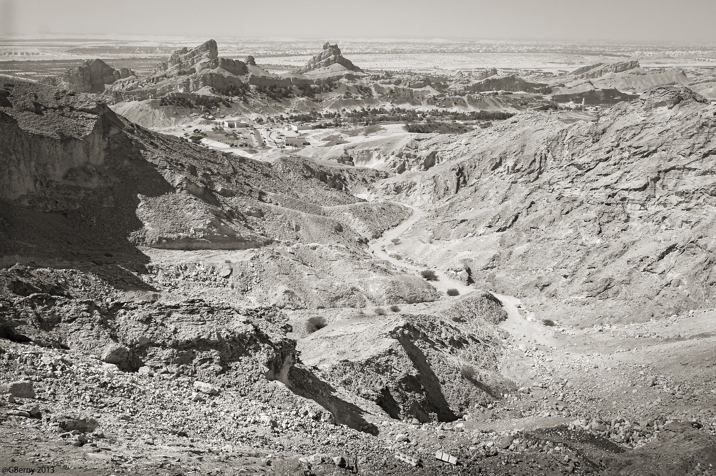 Jebel Hafeet, empty quarter