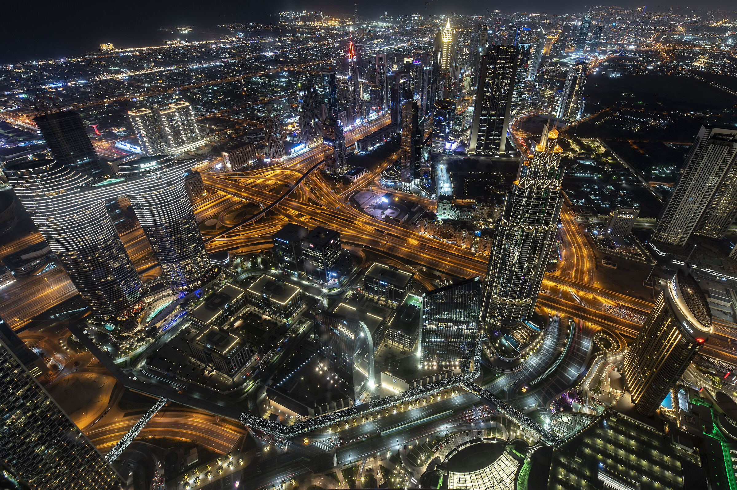 dal 125 piano del Burj Khalifa