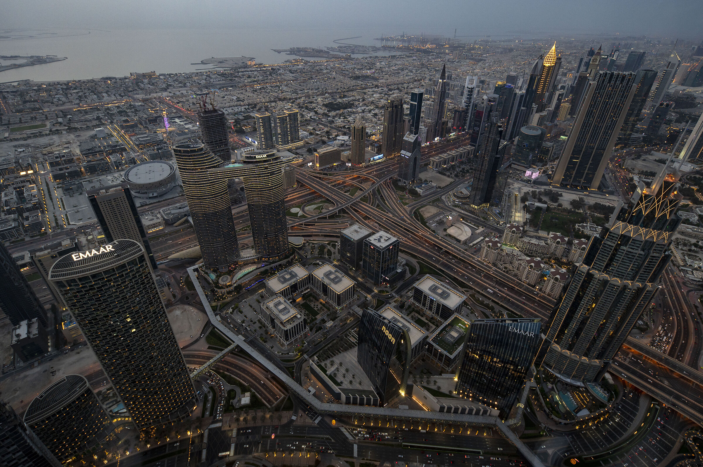 dal 125 piano del Burj Khalifa