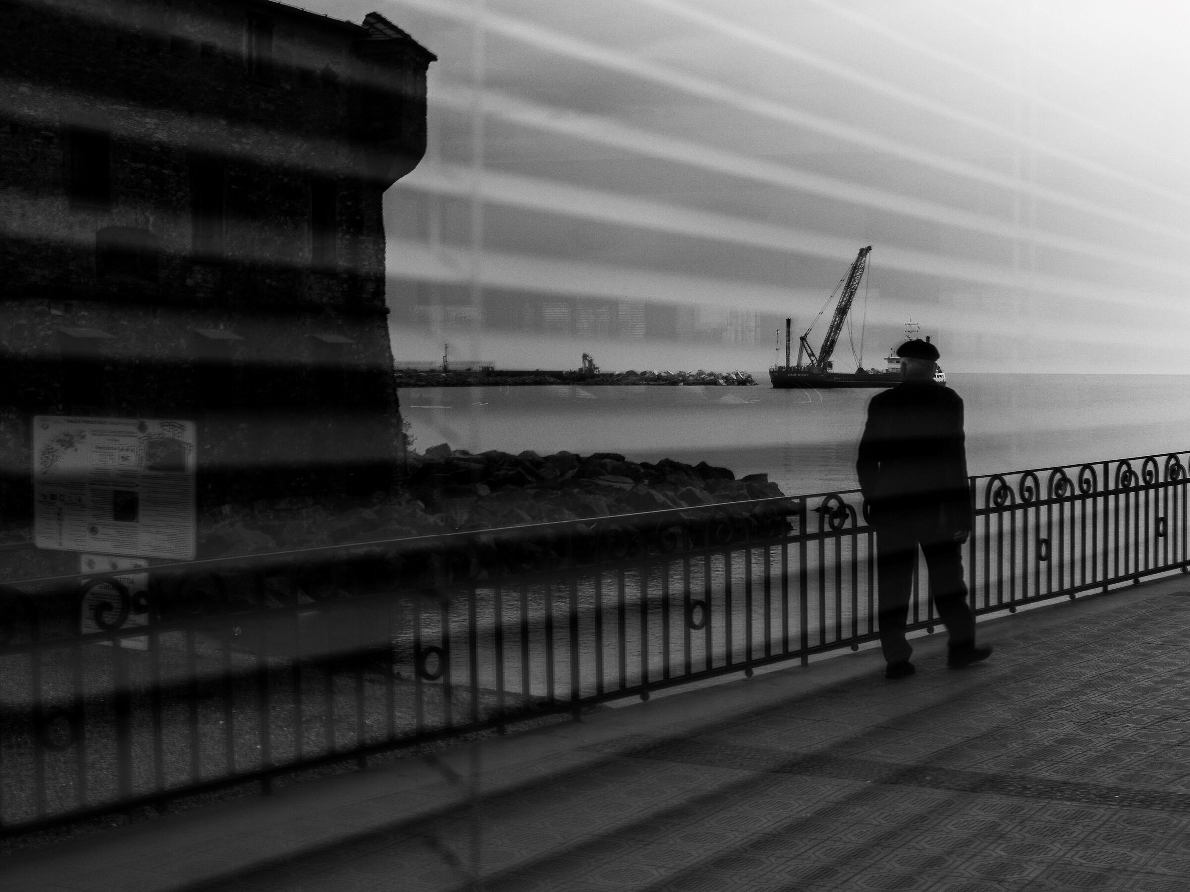 Sul viale del tramonto.(Riflesso)