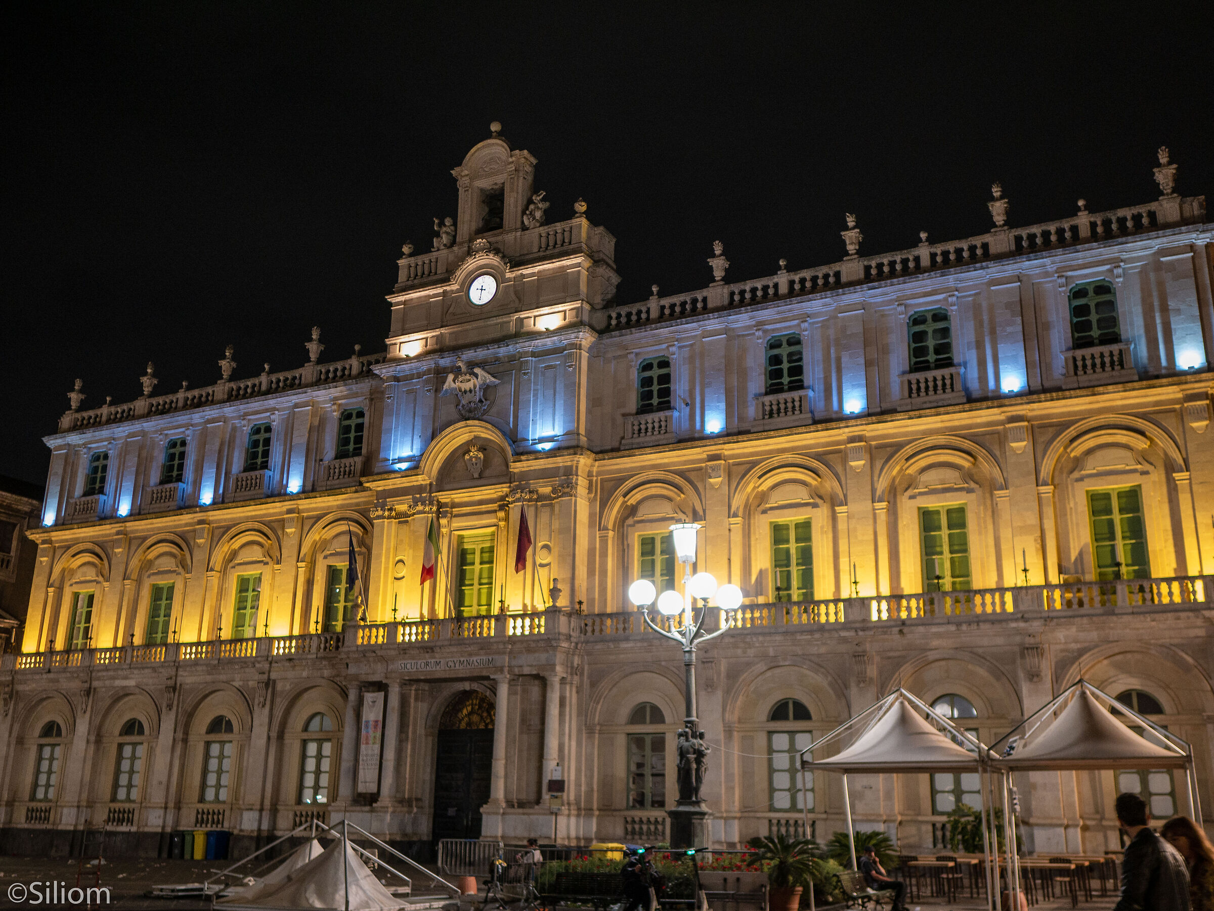 Palazzo by night