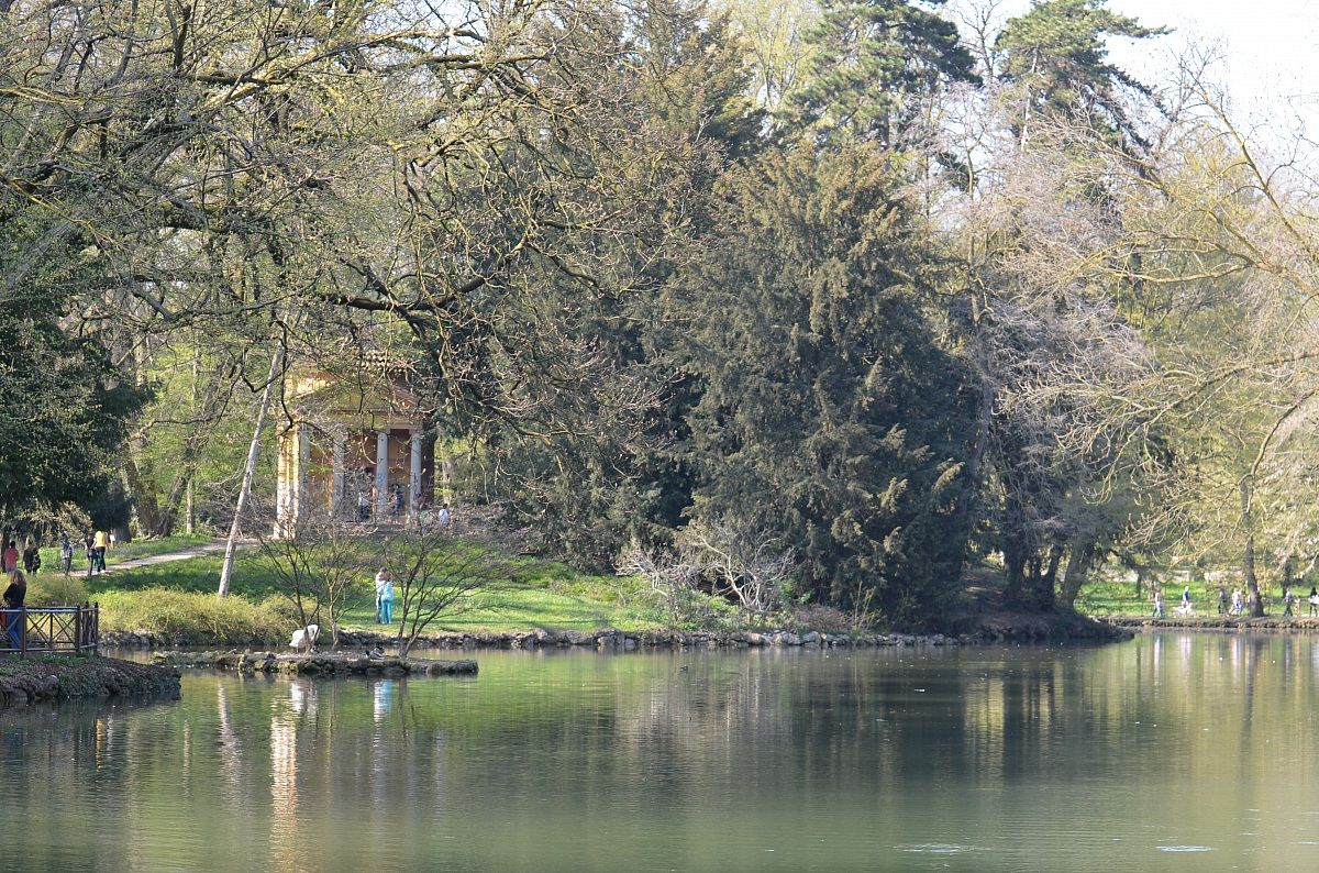 Park Royal Palace in Monza