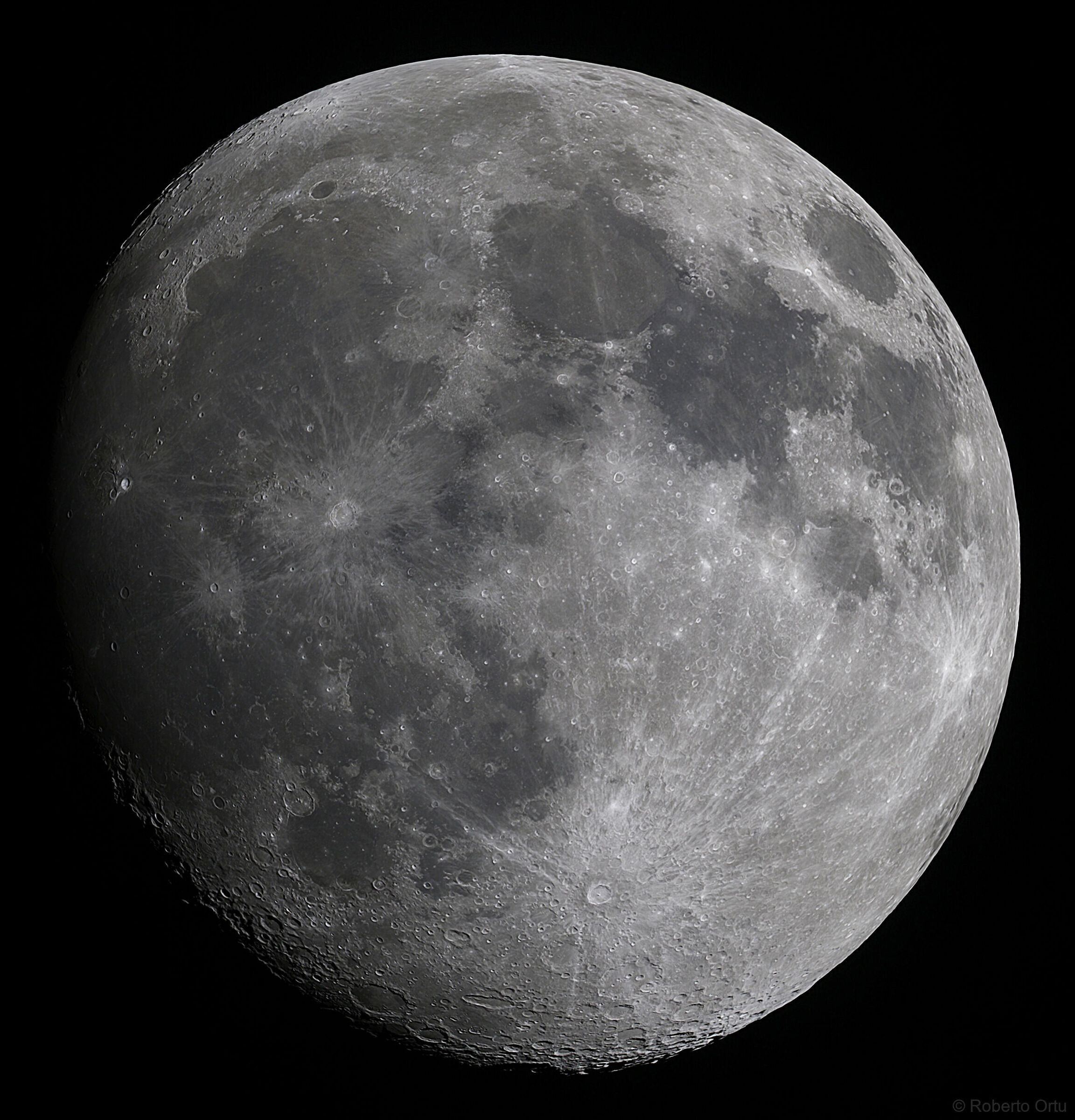 Crescent humply moon