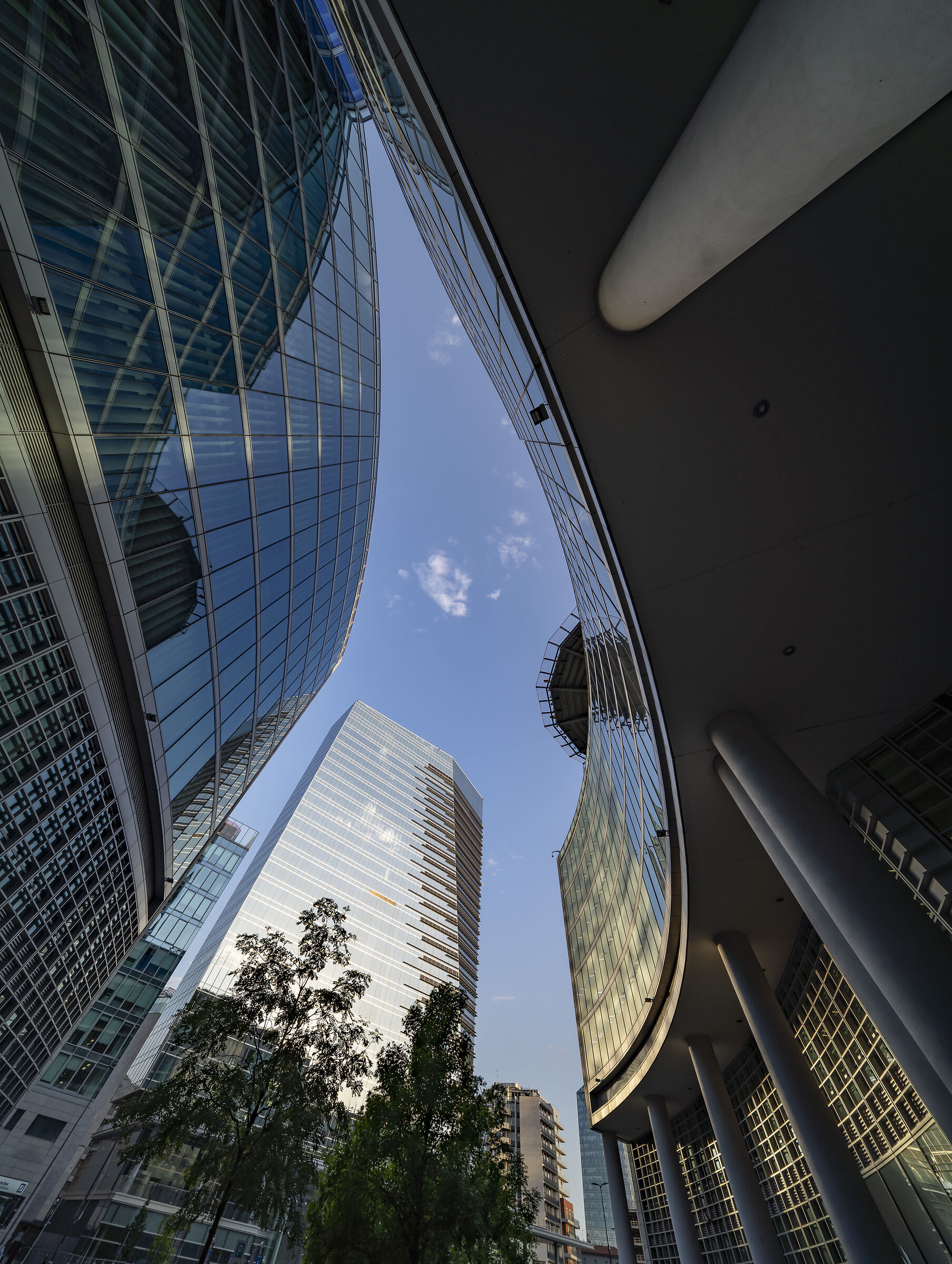 Palazzo lombardia and Torre Gioia 22