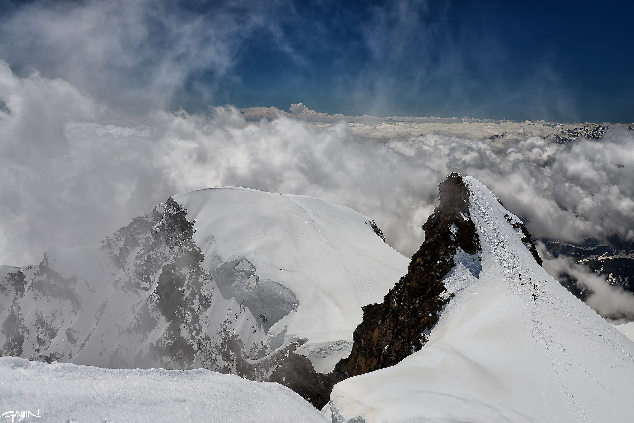 Ludwigshoe, Black Horn and Vincent Pyramid