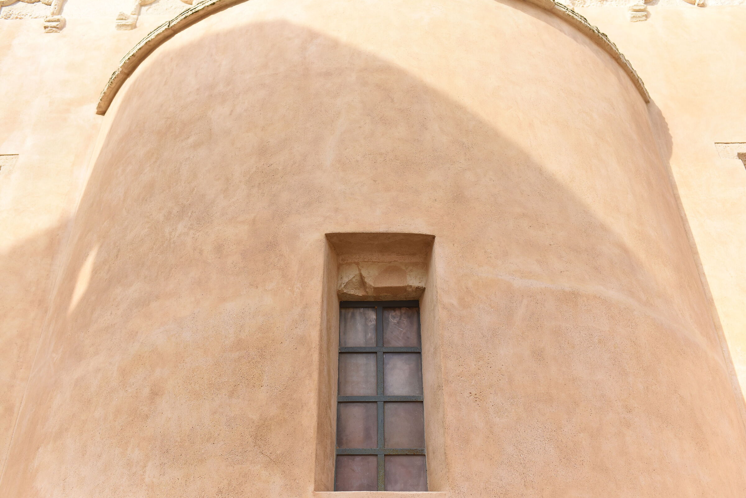 f.4, 1/ 4.0 0 0, ISO 500- Tamron 35, 1.4 USD