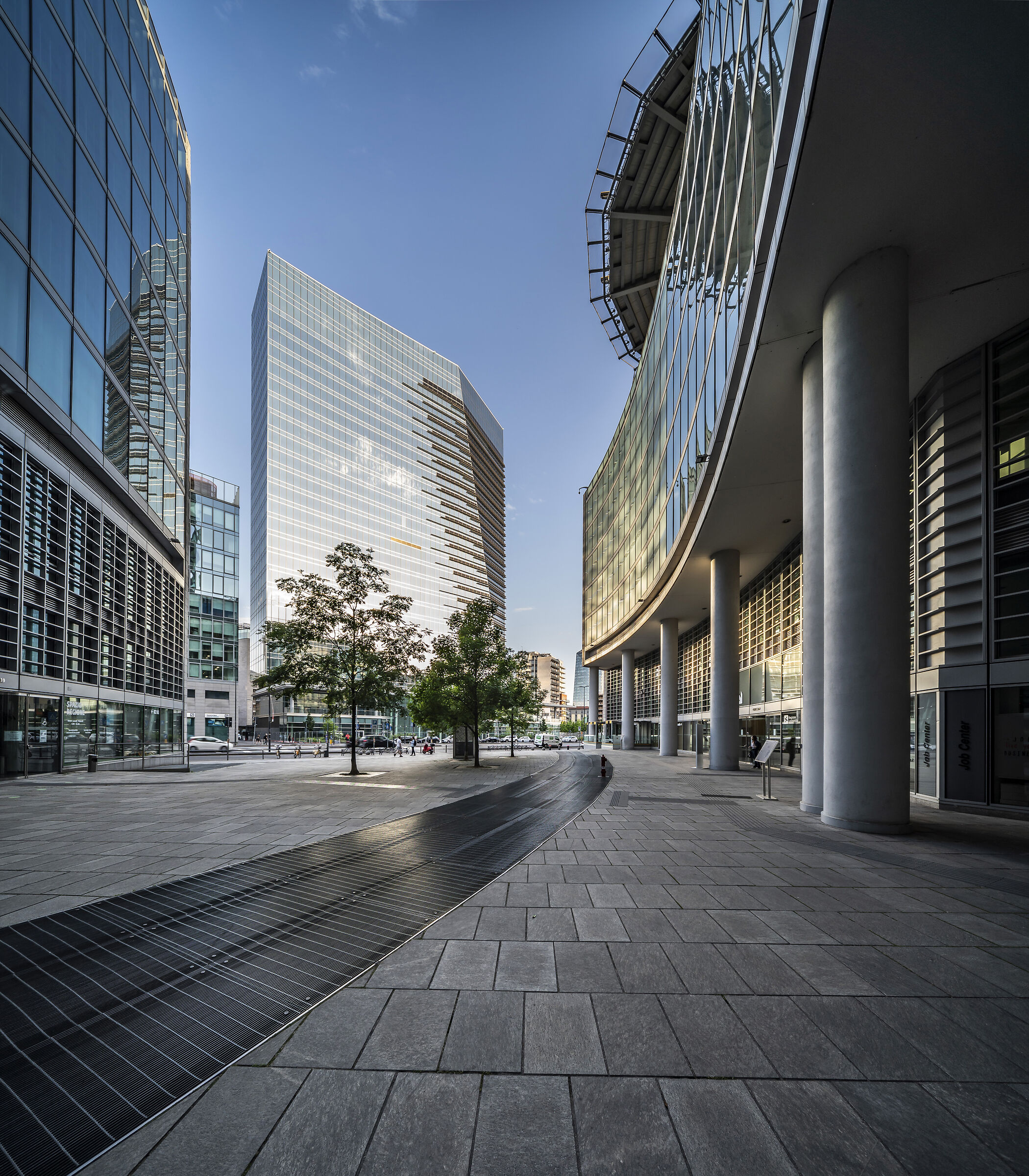 Palazzo Lombardia and Torre Gioia 22 - 2