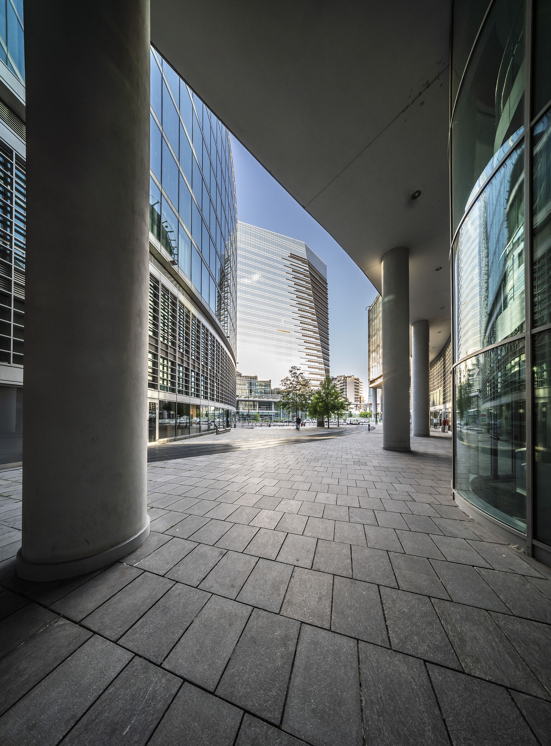 Palazzo Lombardia and Torre Gioia 22 - 1