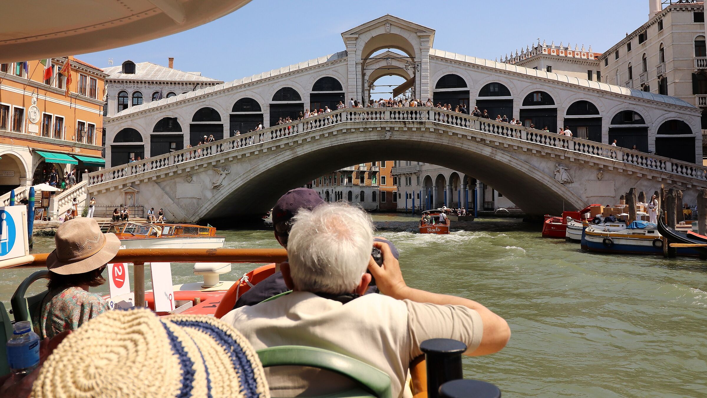 Verso Rialto (con intruso)