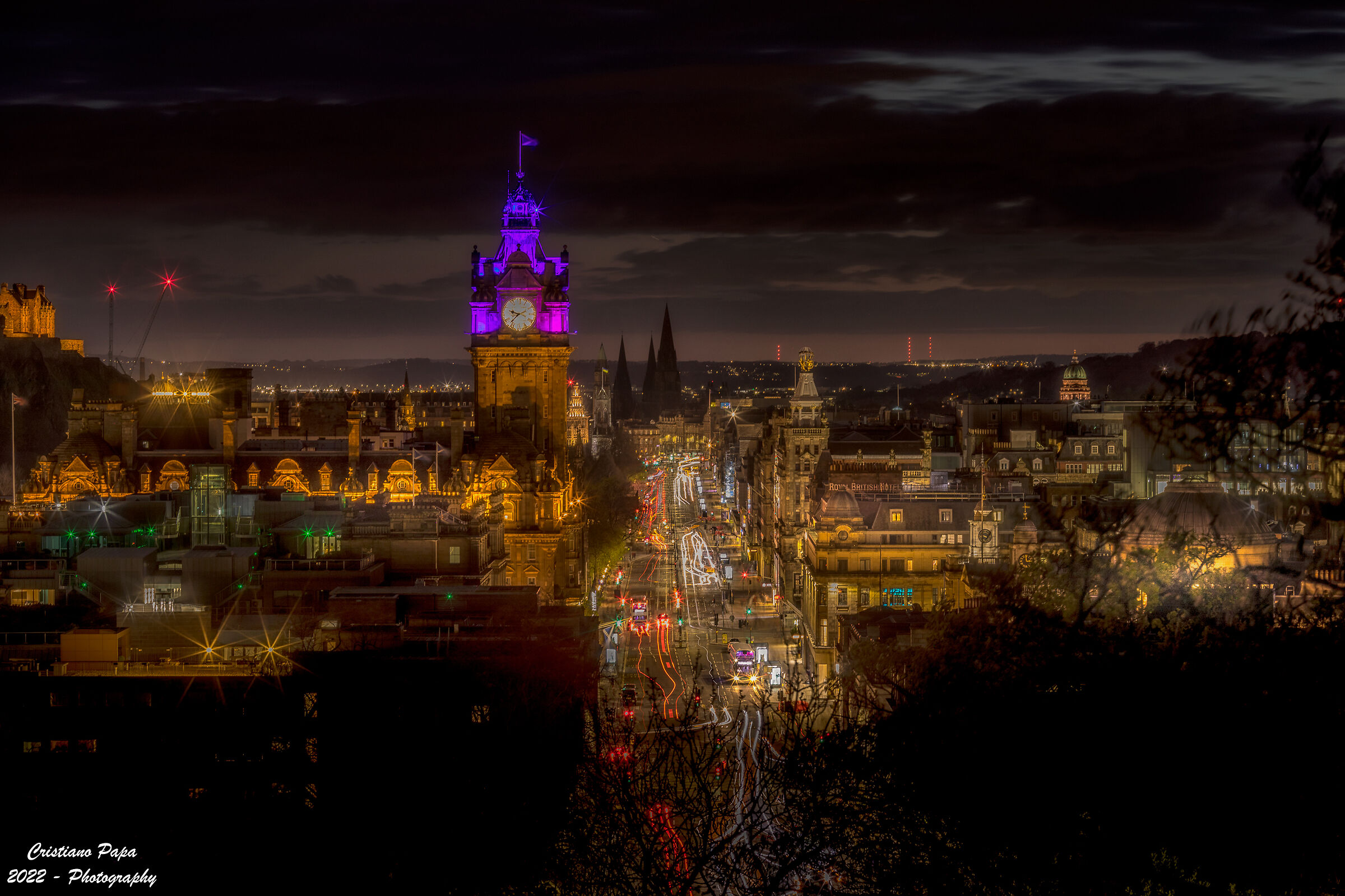 Edinburgh .by night