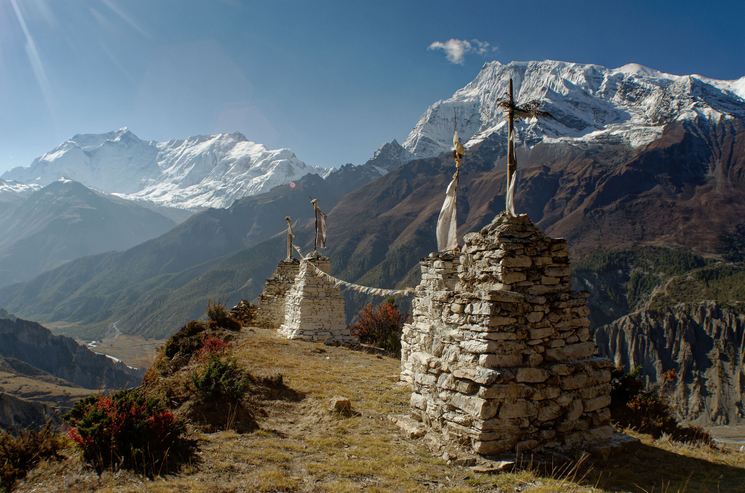 Gompa in front of Annapurna 3