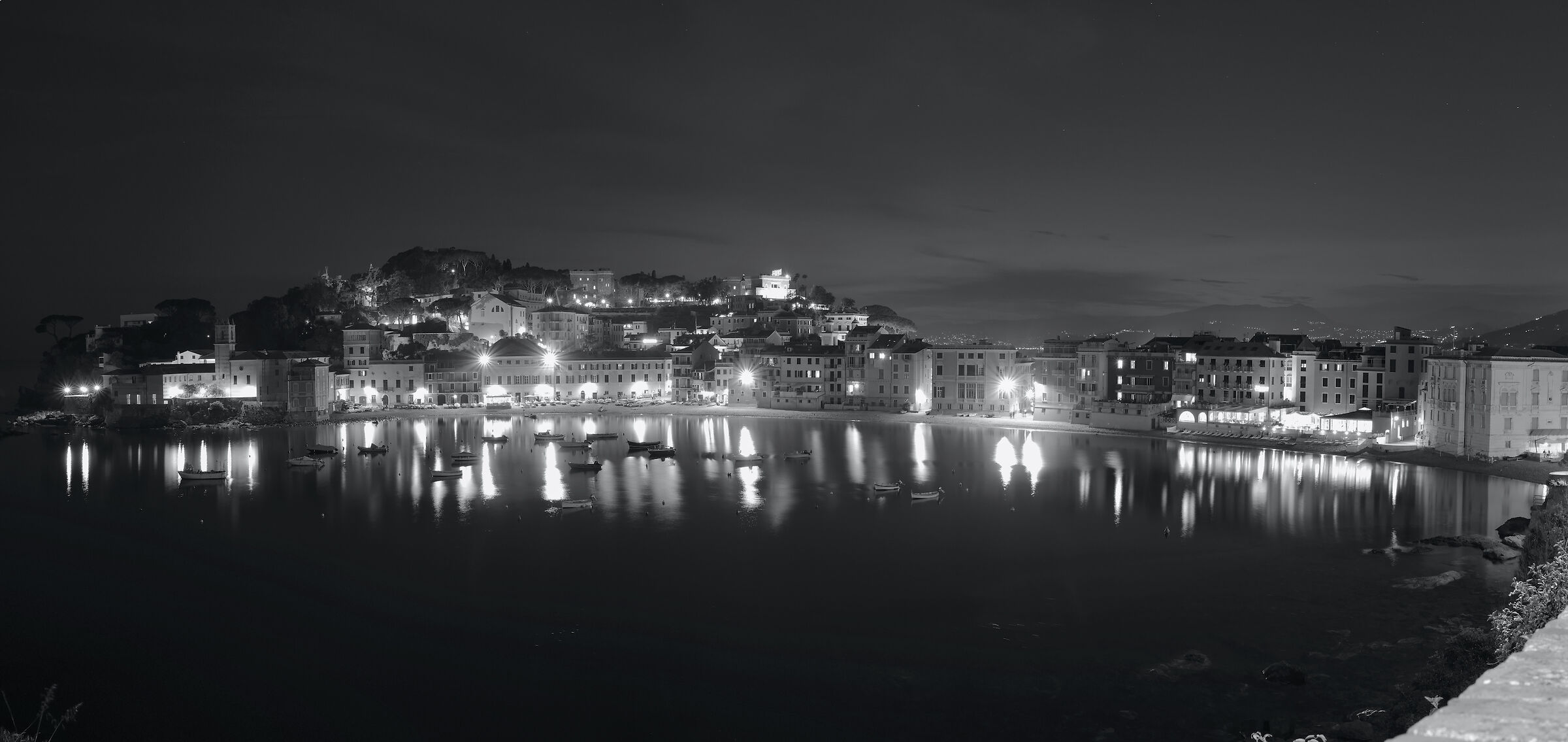 Notte sulla baia del silenzio