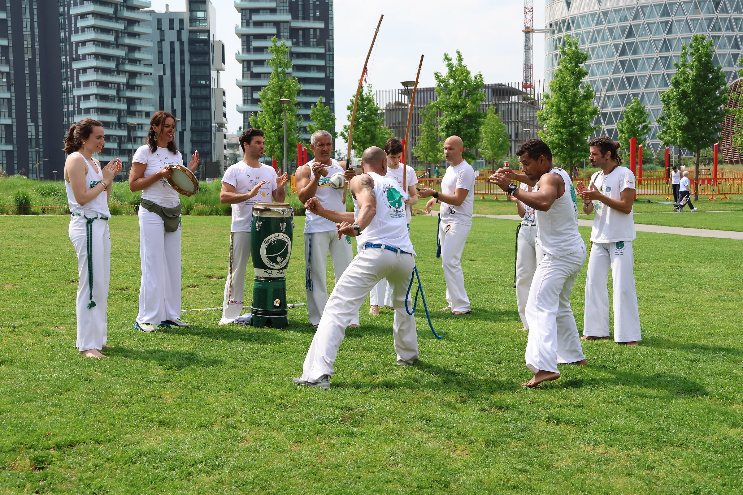 Sample R7 + 18-150mm