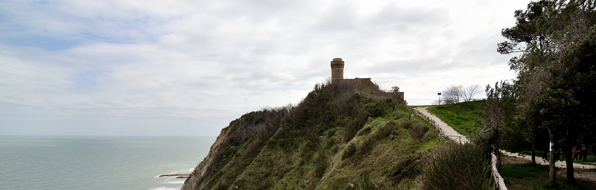 Il faro del Cardeto (Ancona)