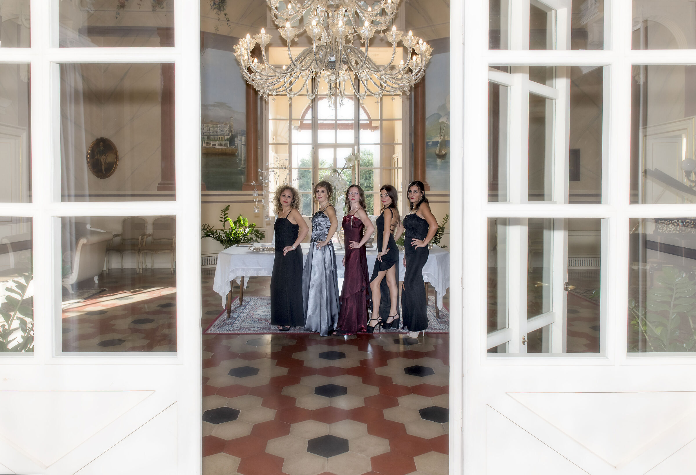 Dalle raccolta olive alla serata di gala