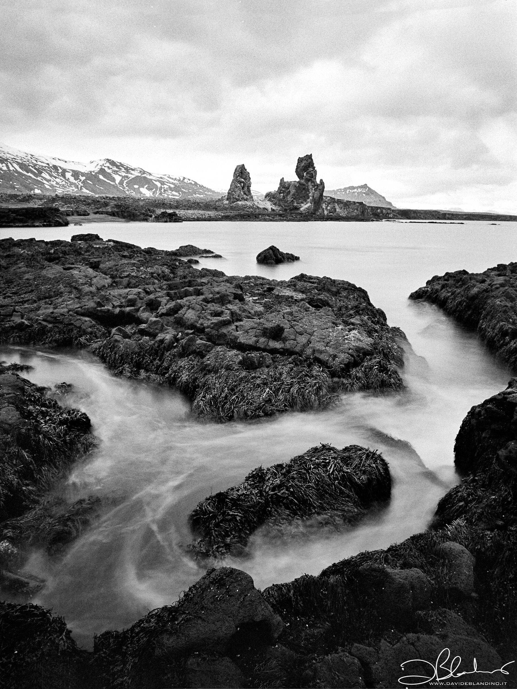 Londrangar in 6x45 (Kodak Tri-X 400)