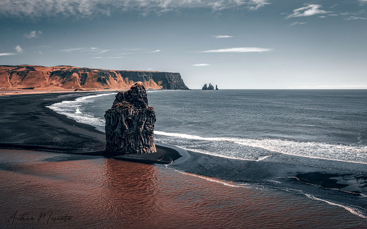 Arnardrangur - Reynisfjara Beach (Iceland)