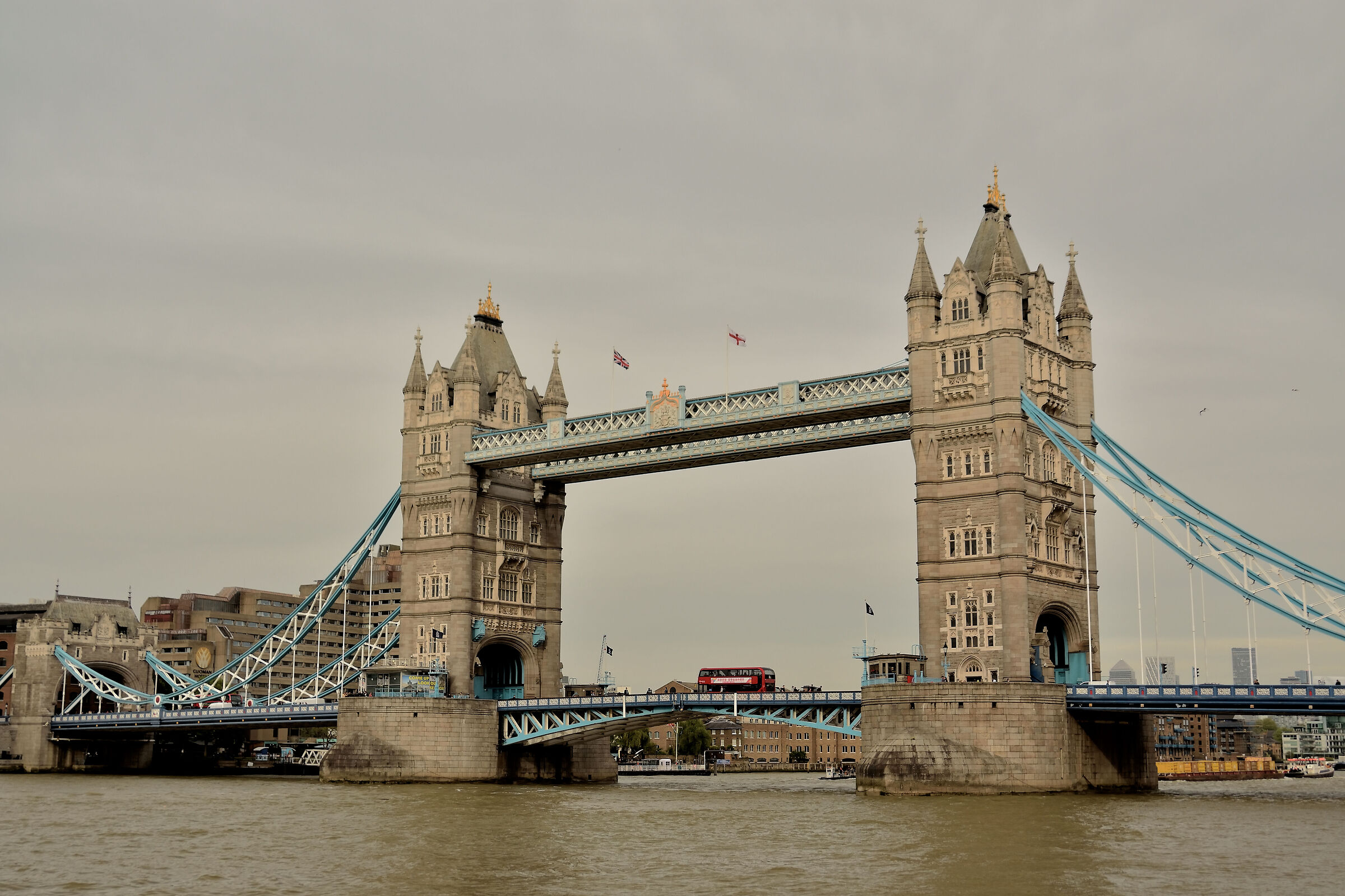 Tower Bridge, Londra