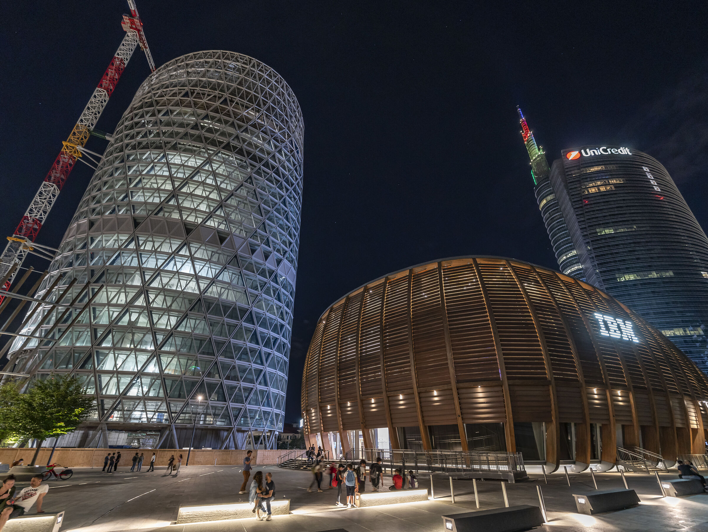 Skyscrapers of Porta Nuova - 16 May 2022, 22:13