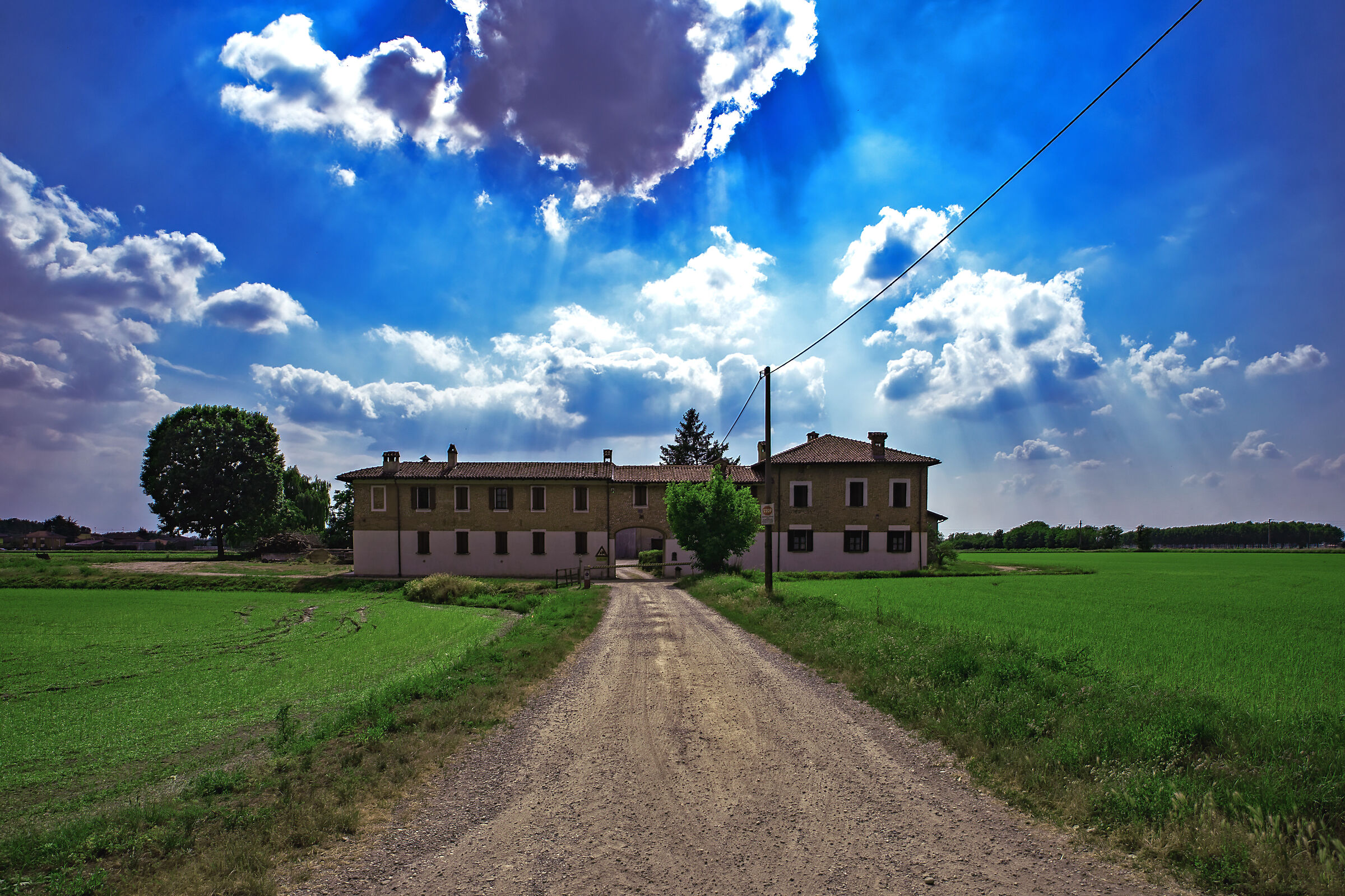 " Ma il cielo è sempre più blu "