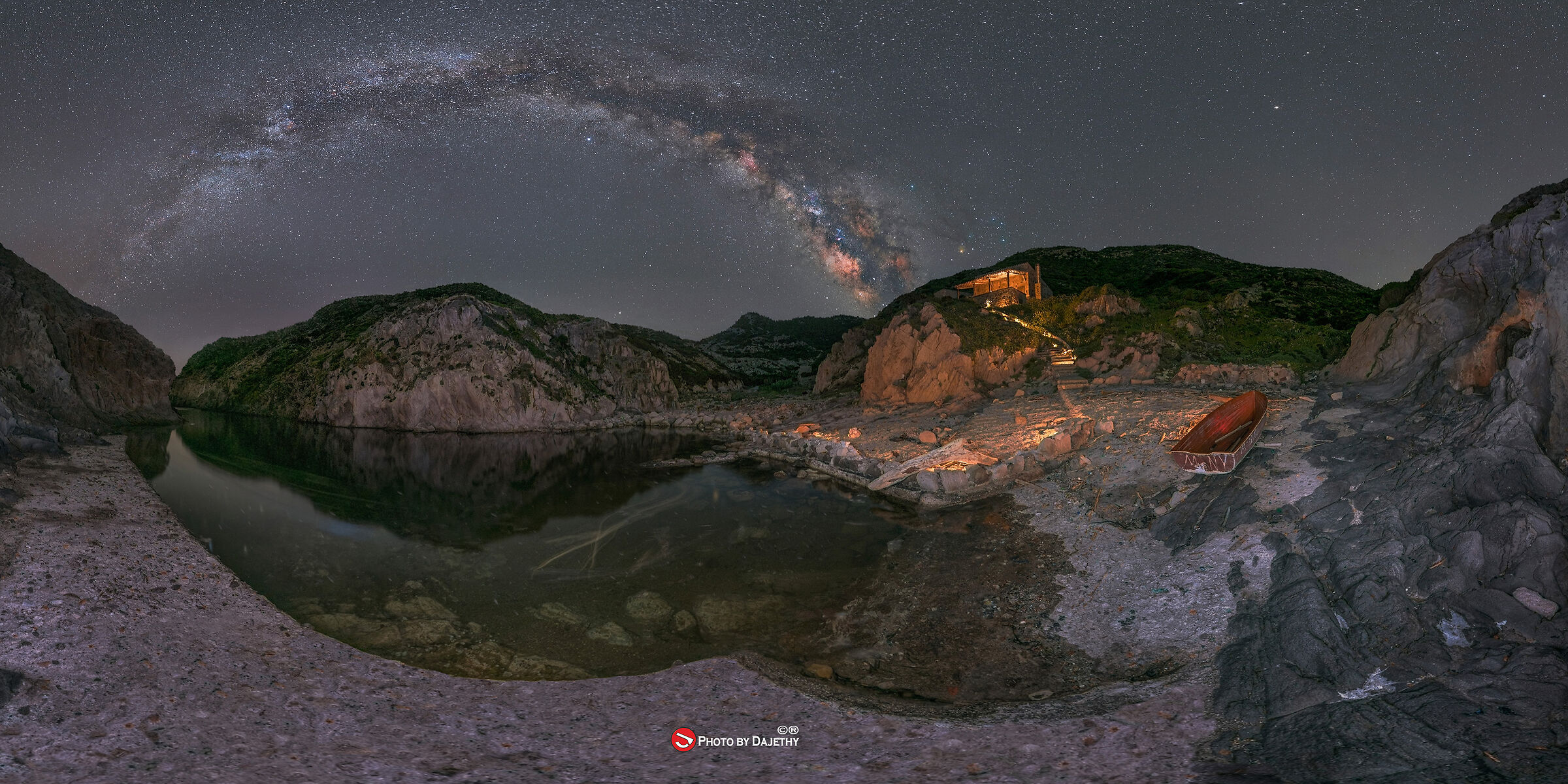 Night of stars under the Sardinian skies