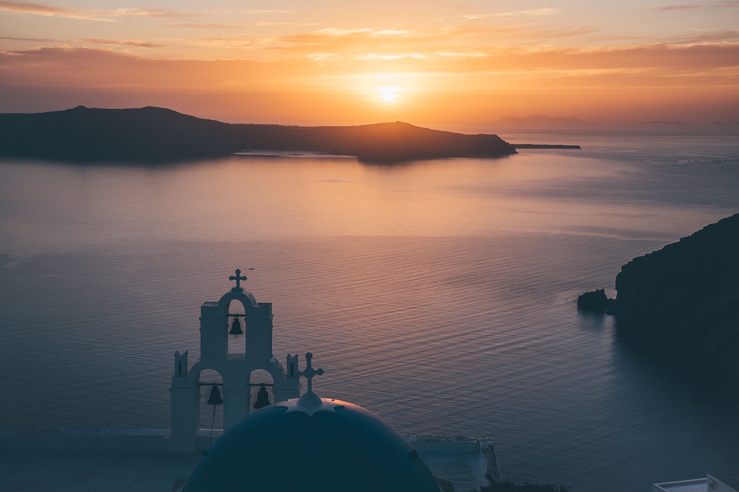 Chiesa sulla caldera di Santorini