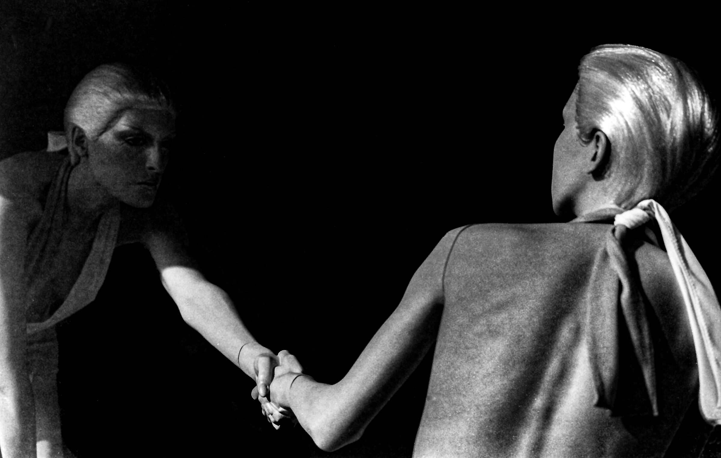 Artificial friendship